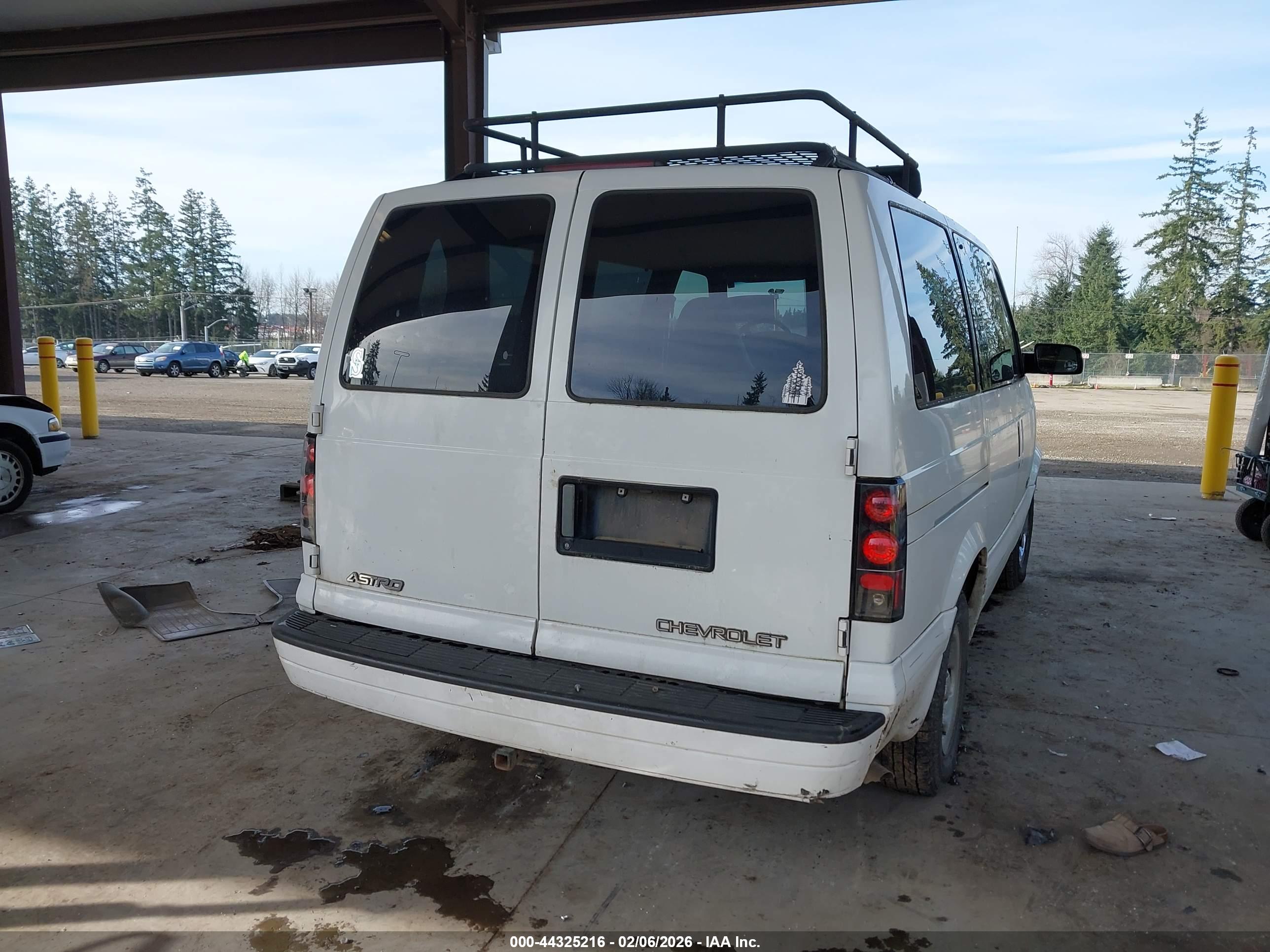 CHEVROLET ASTRO image 4