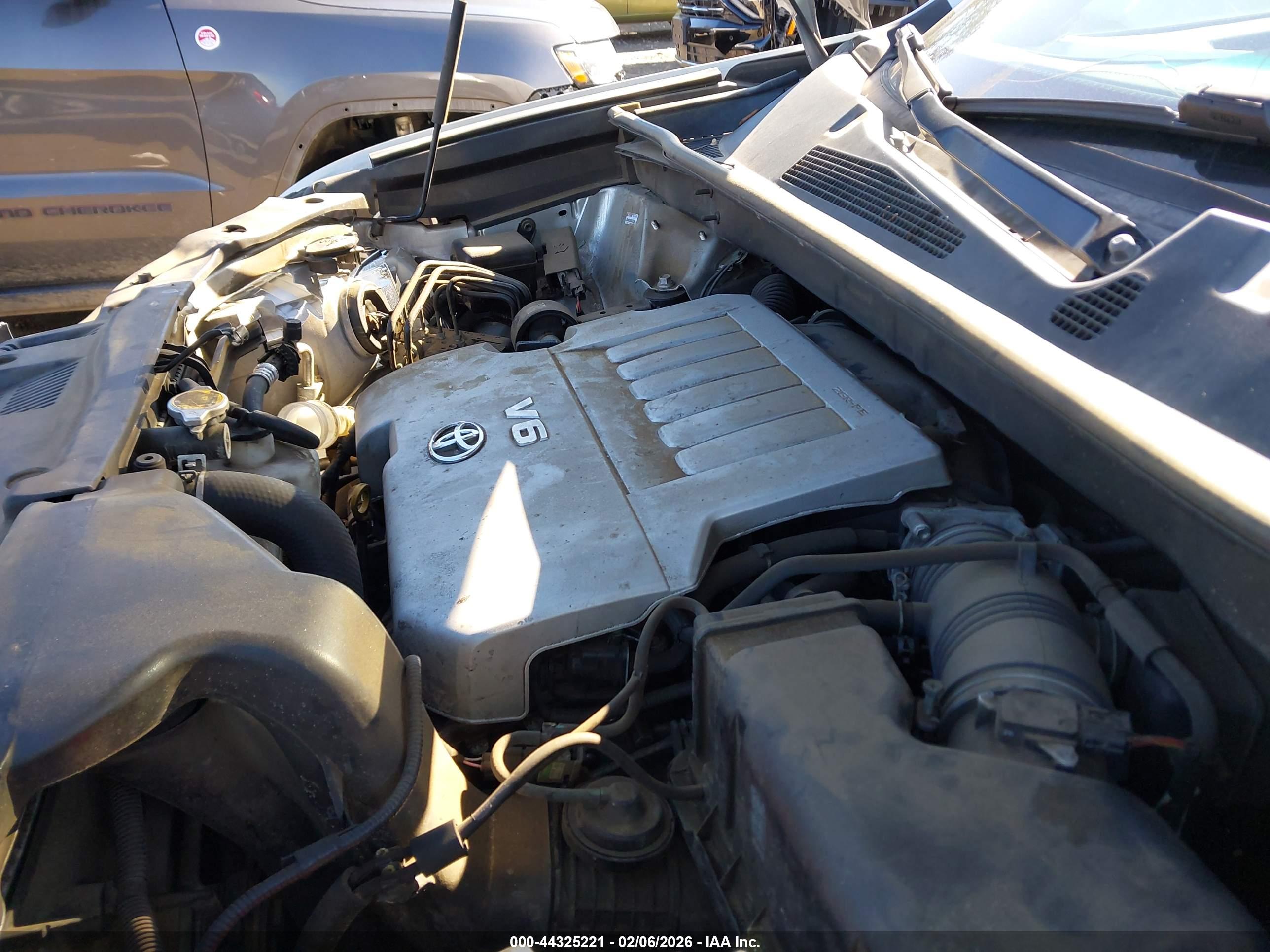 TOYOTA HIGHLANDER image 10