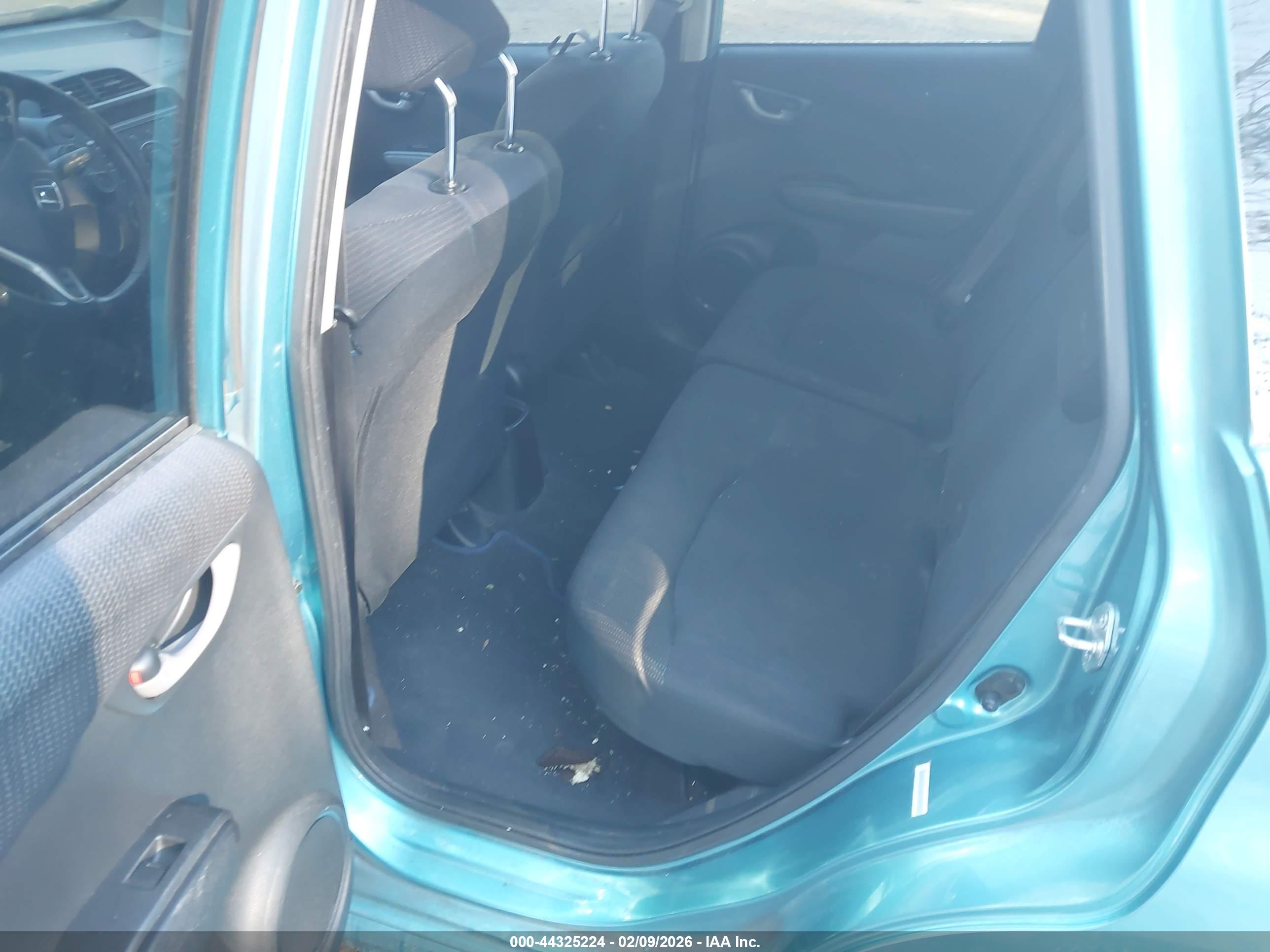 HONDA FIT image 8