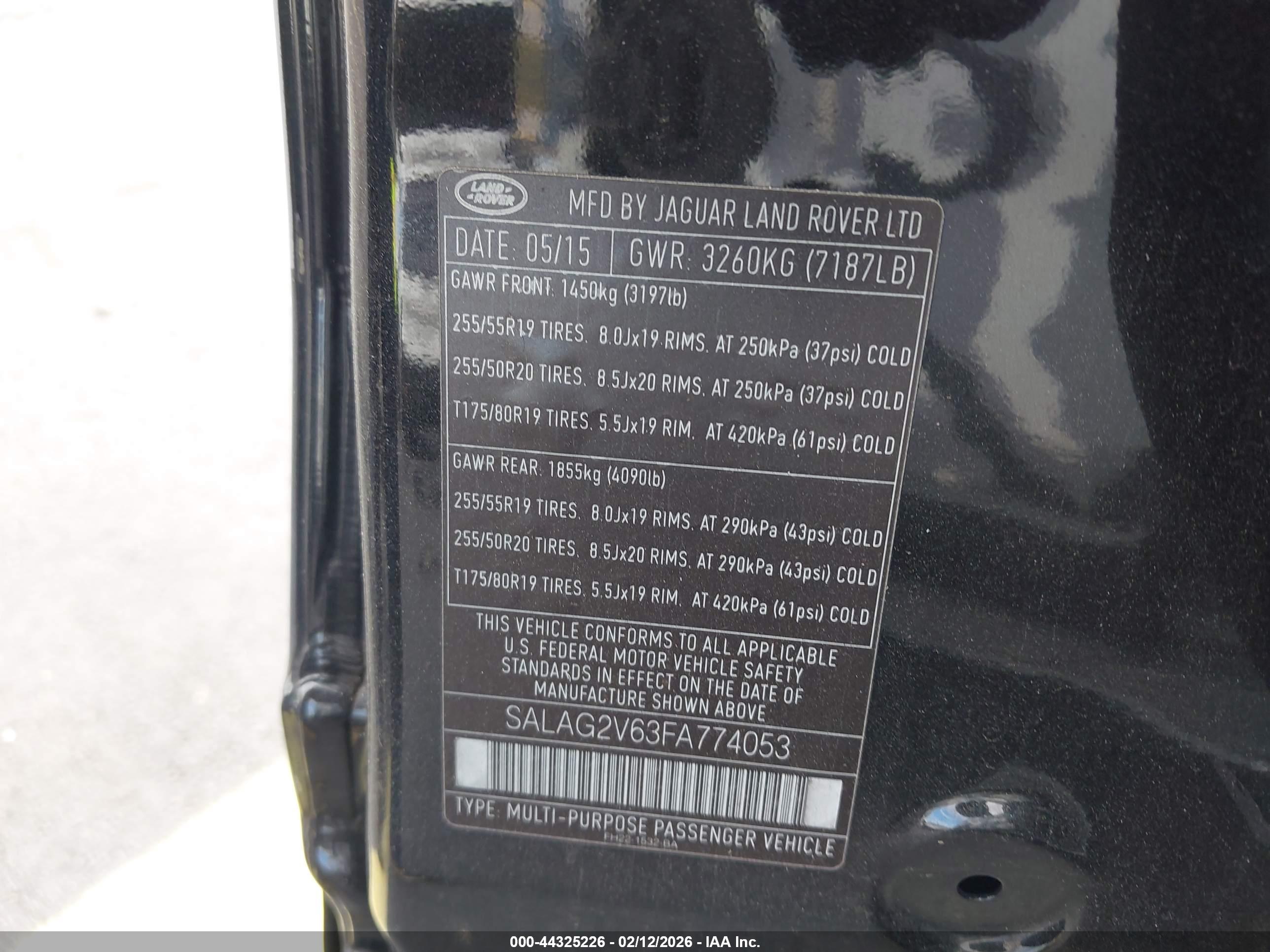 LAND ROVER image 9