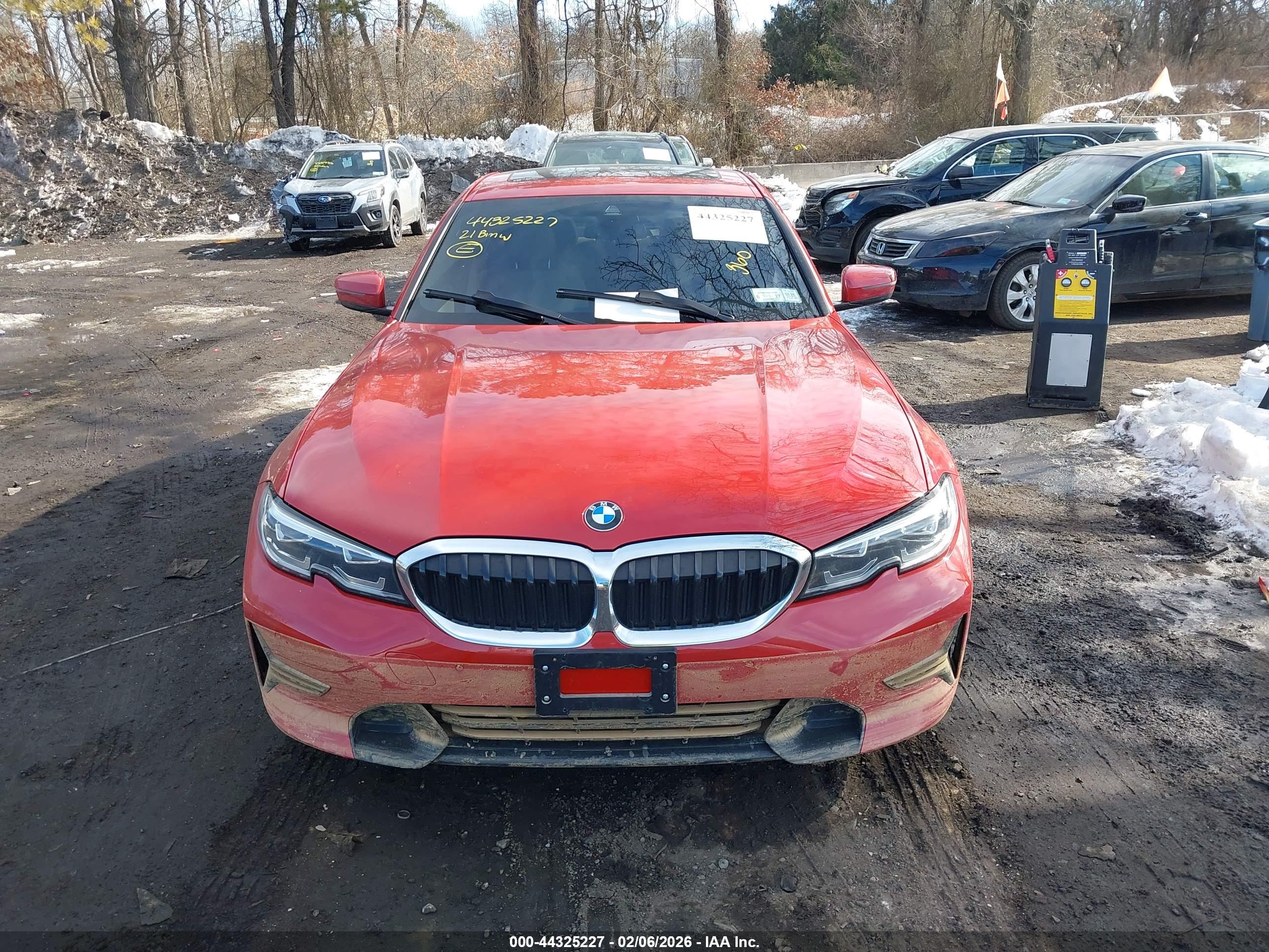 BMW 330I image 6