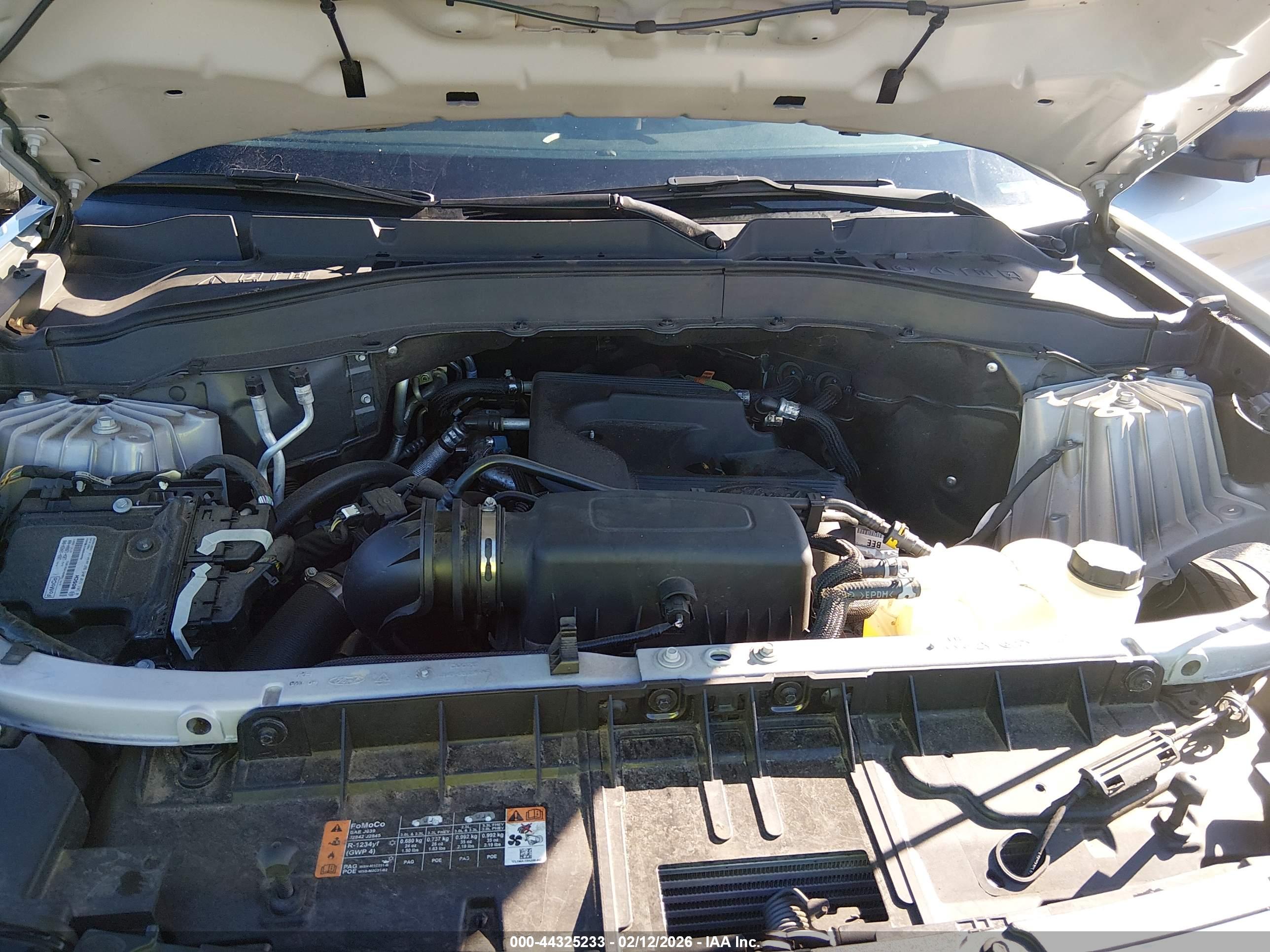 FORD EXPLORER image 10
