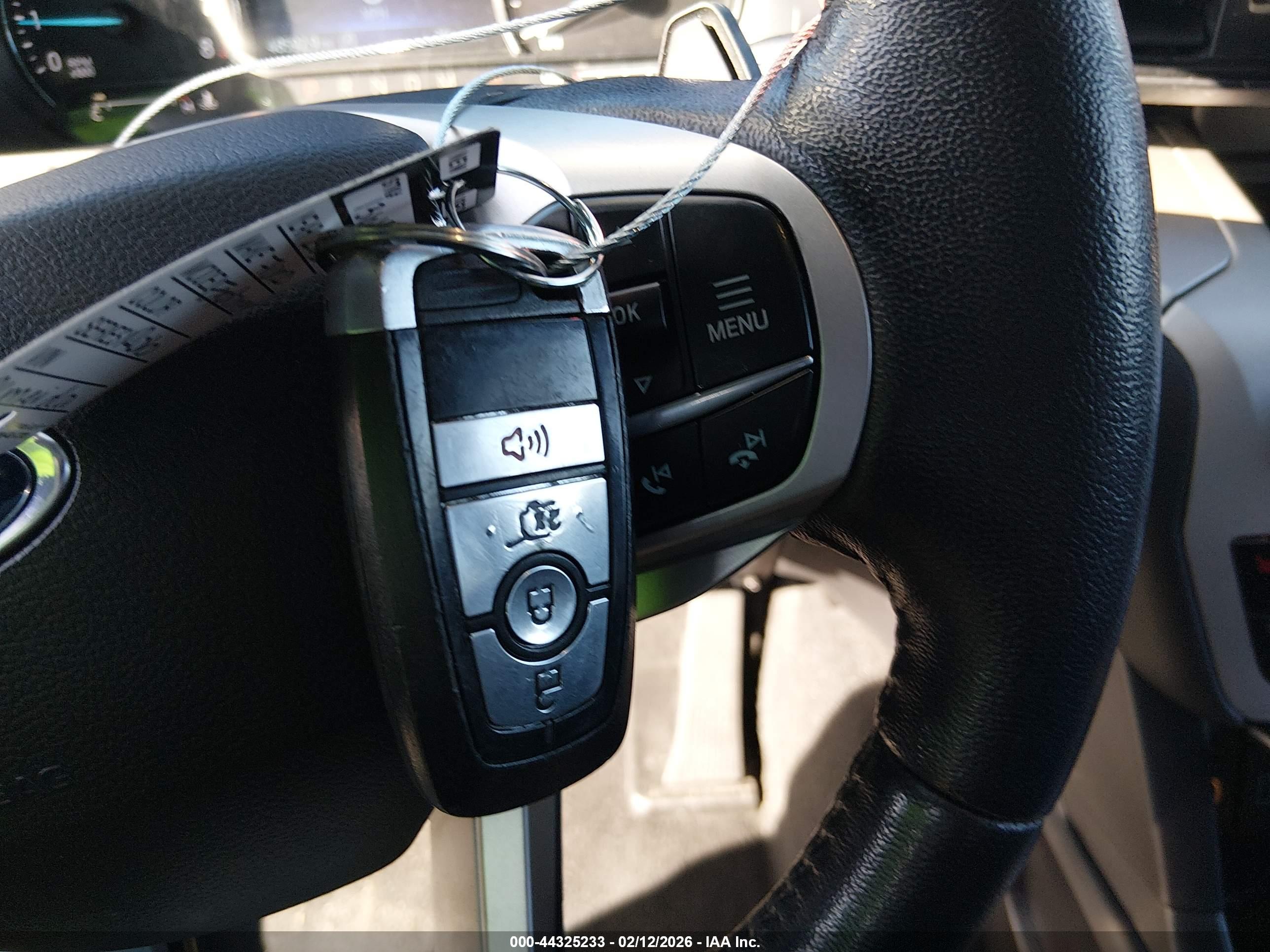 FORD EXPLORER image 11