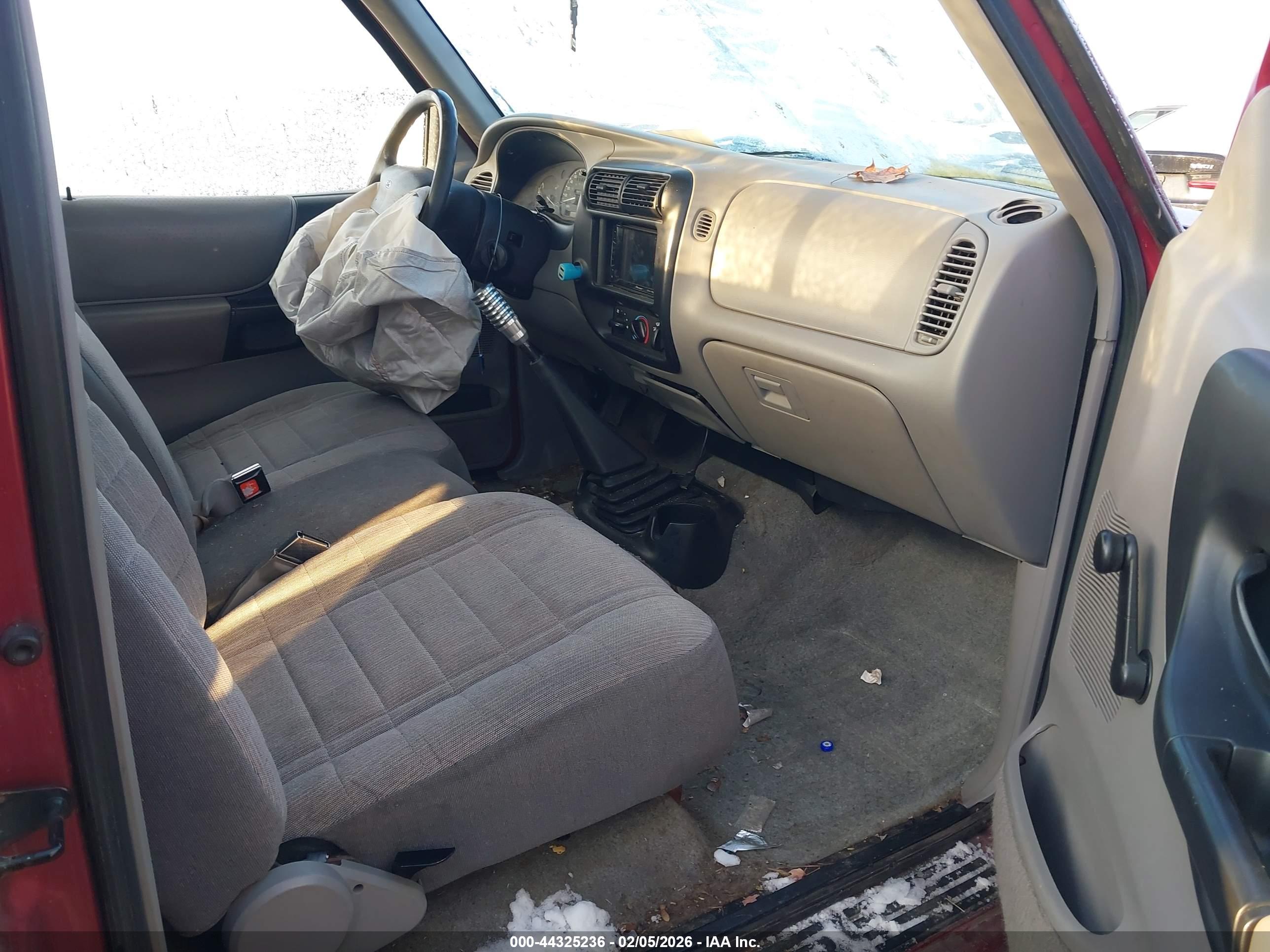 FORD RANGER image 5