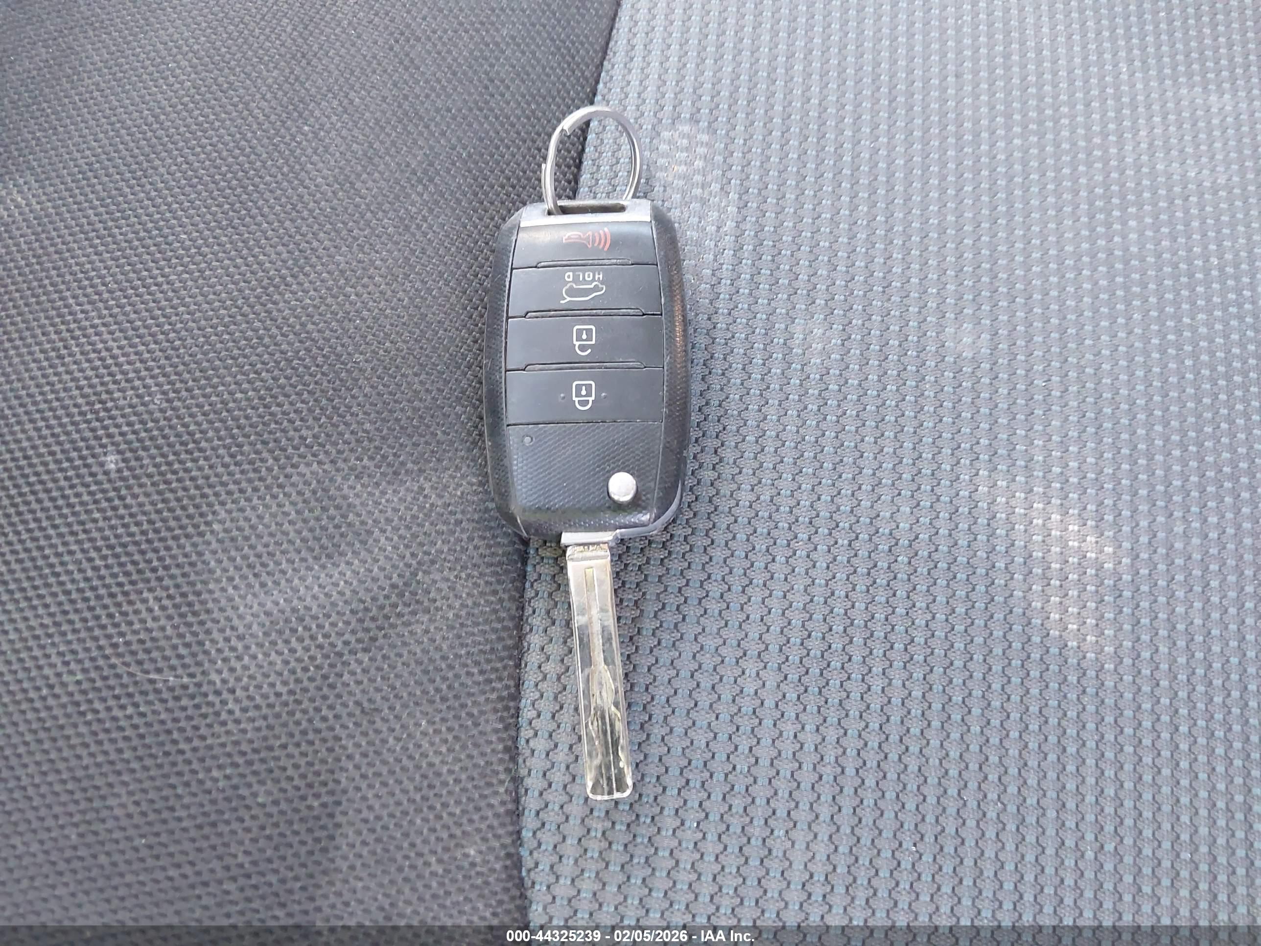 KIA SPORTAGE image 11