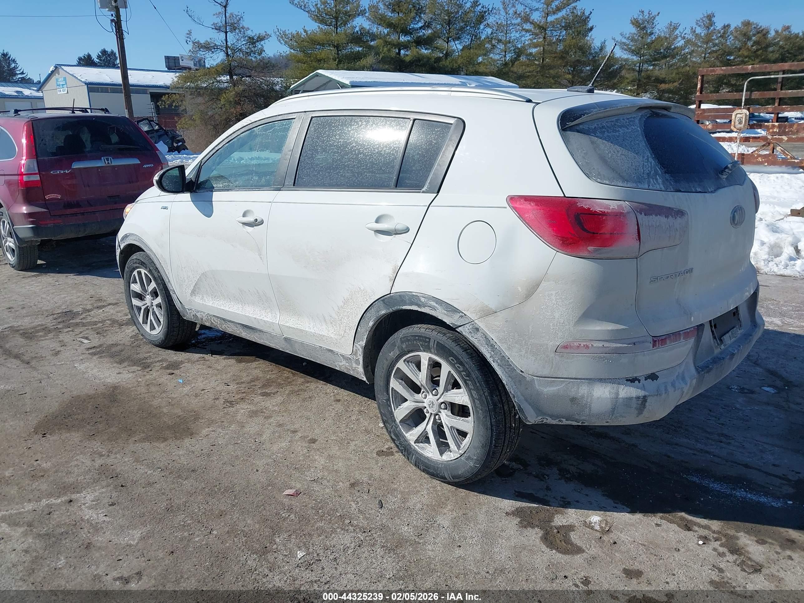 KIA SPORTAGE image 3