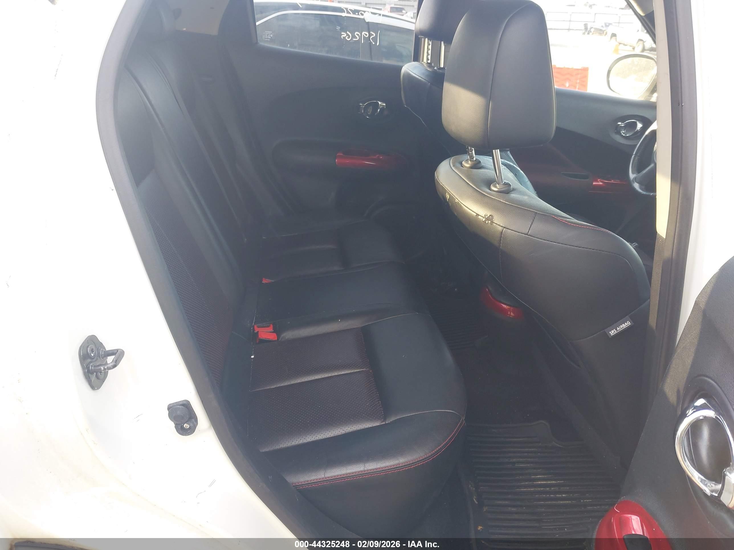 NISSAN JUKE image 8