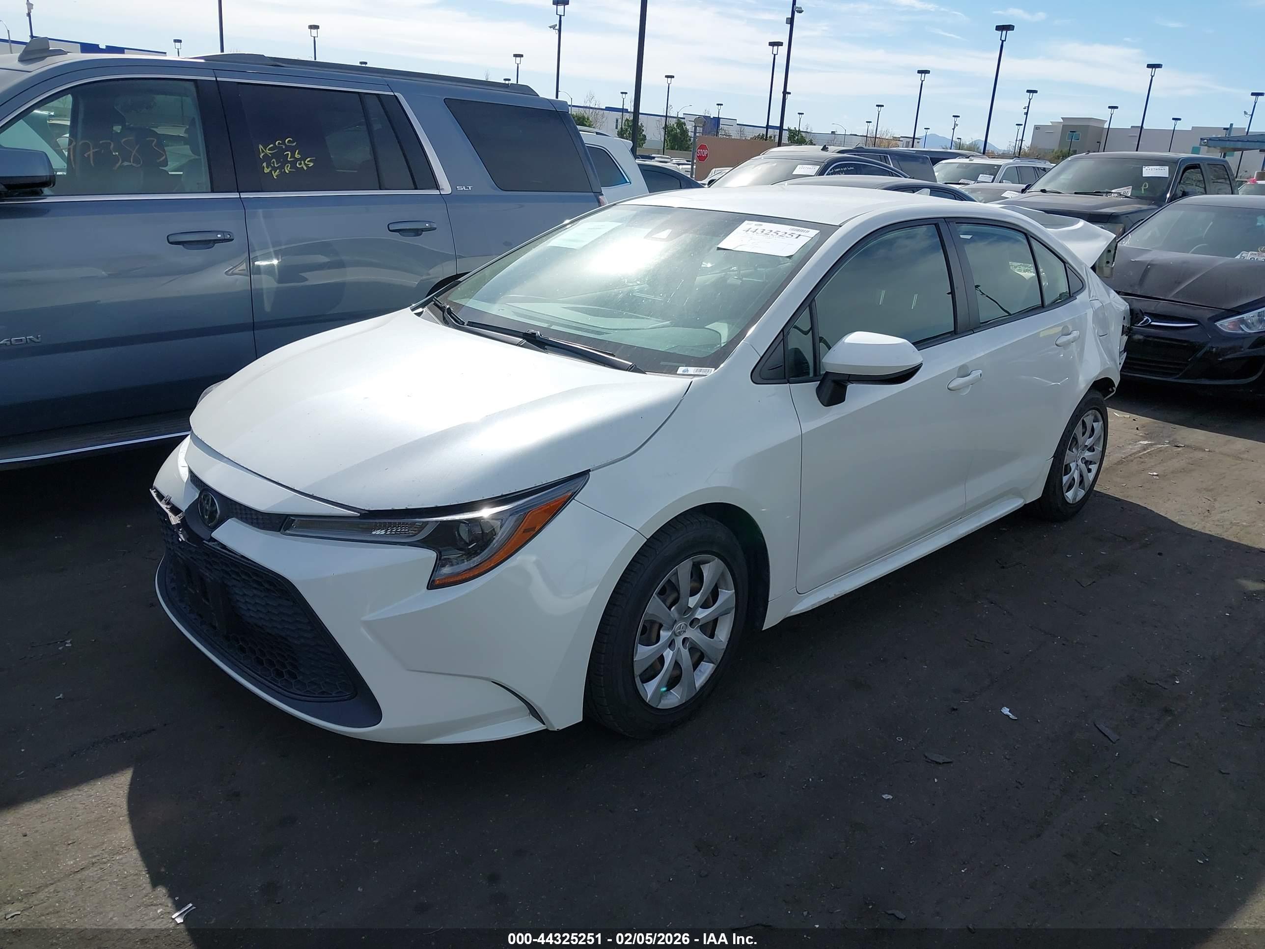 TOYOTA COROLLA image 2