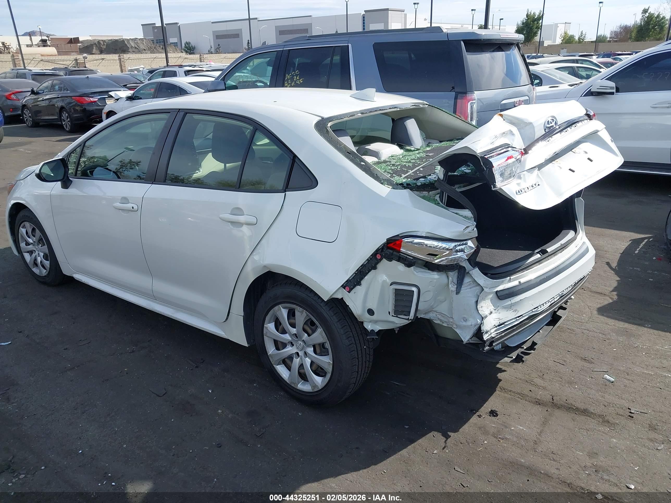 TOYOTA COROLLA image 3