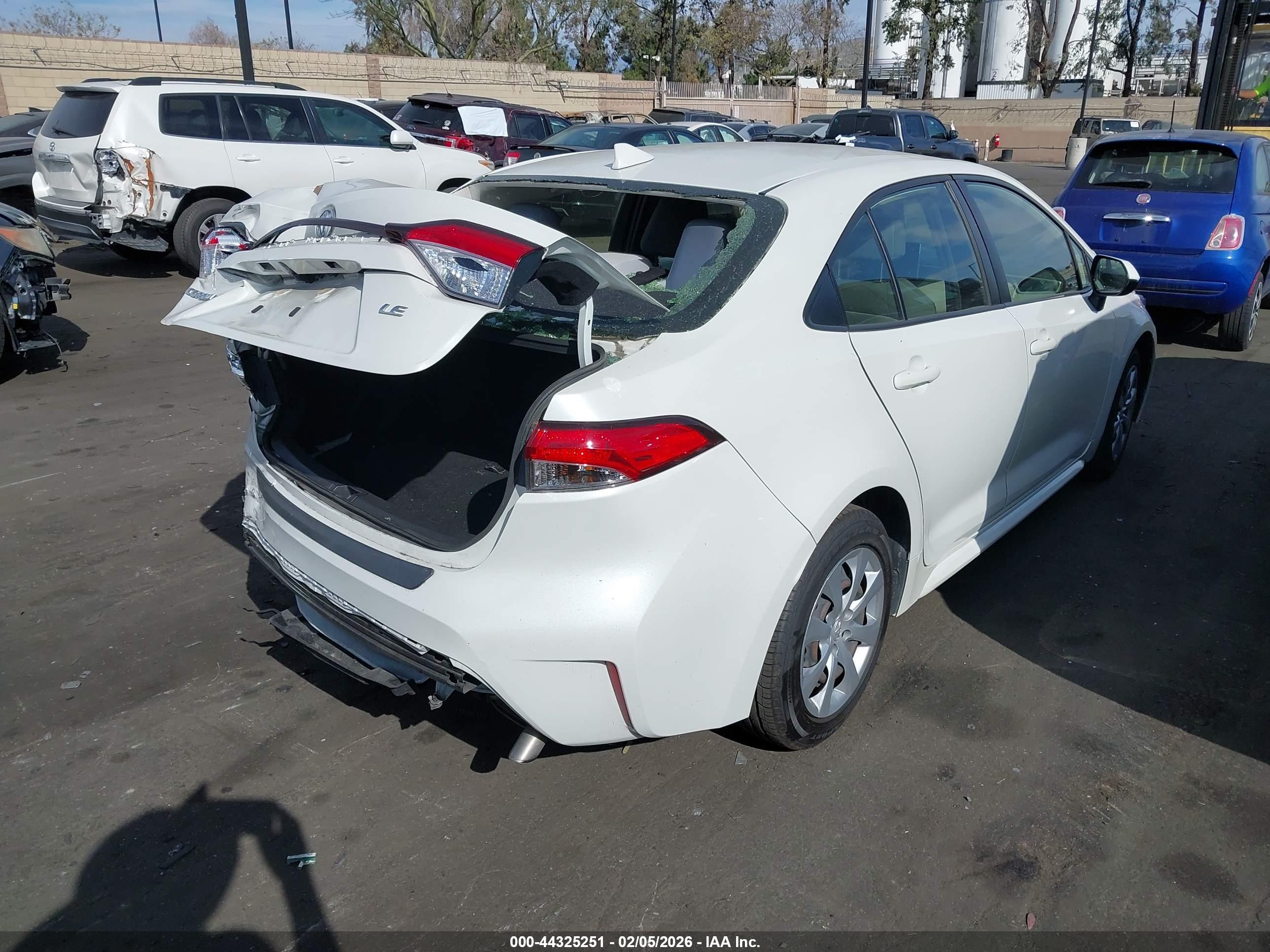 TOYOTA COROLLA image 4