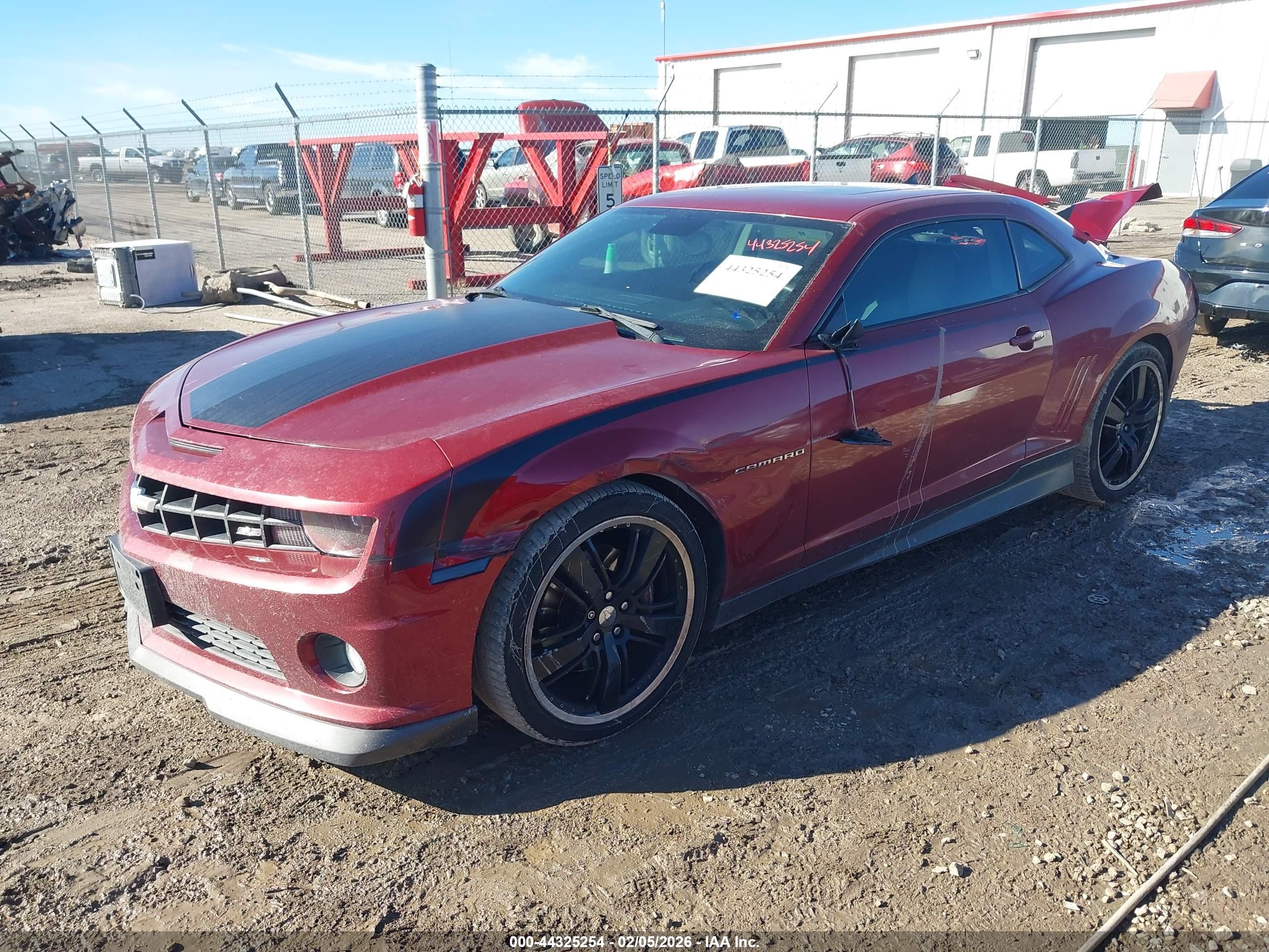 CHEVROLET CAMARO image 2