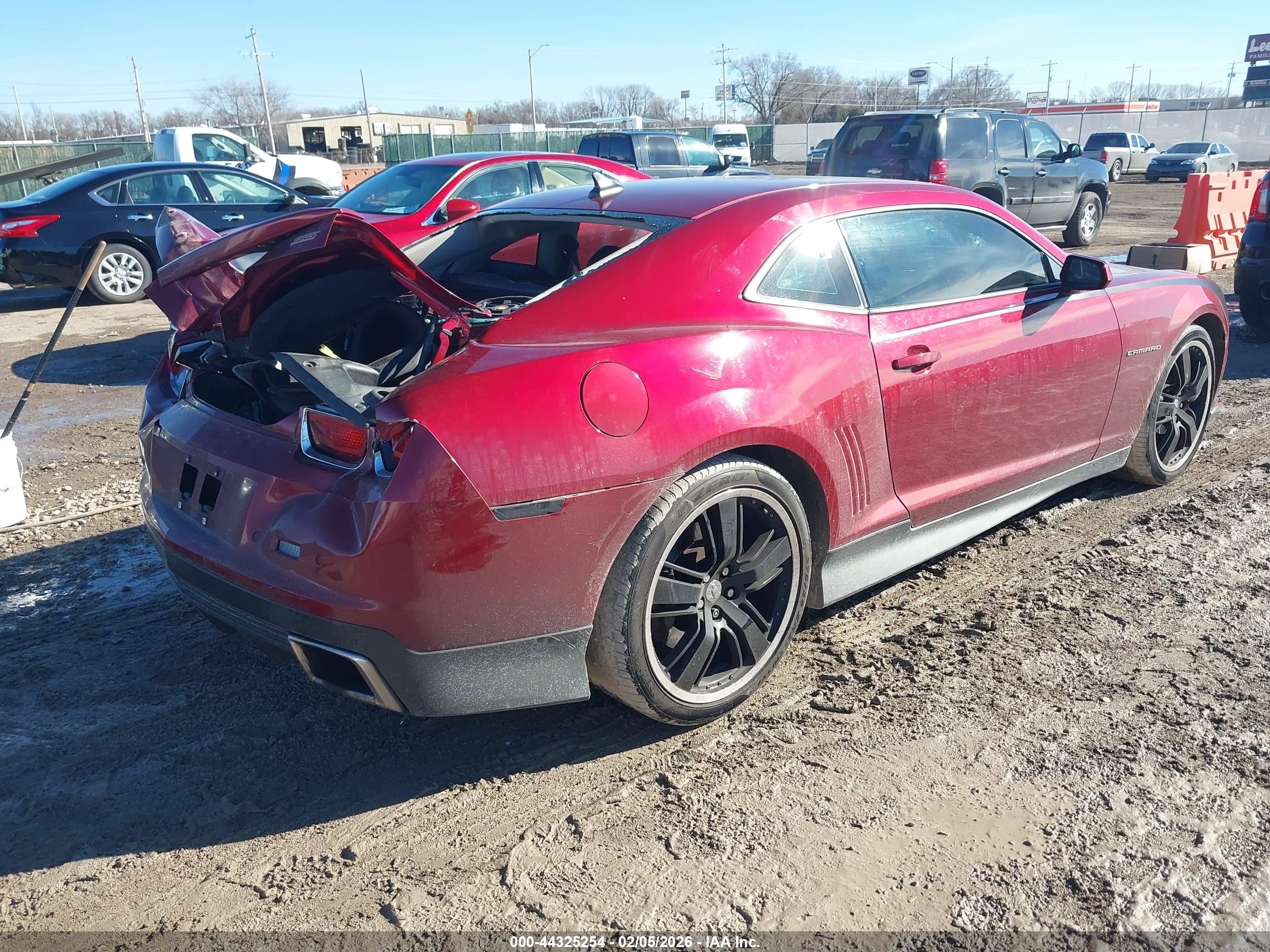 CHEVROLET CAMARO image 4