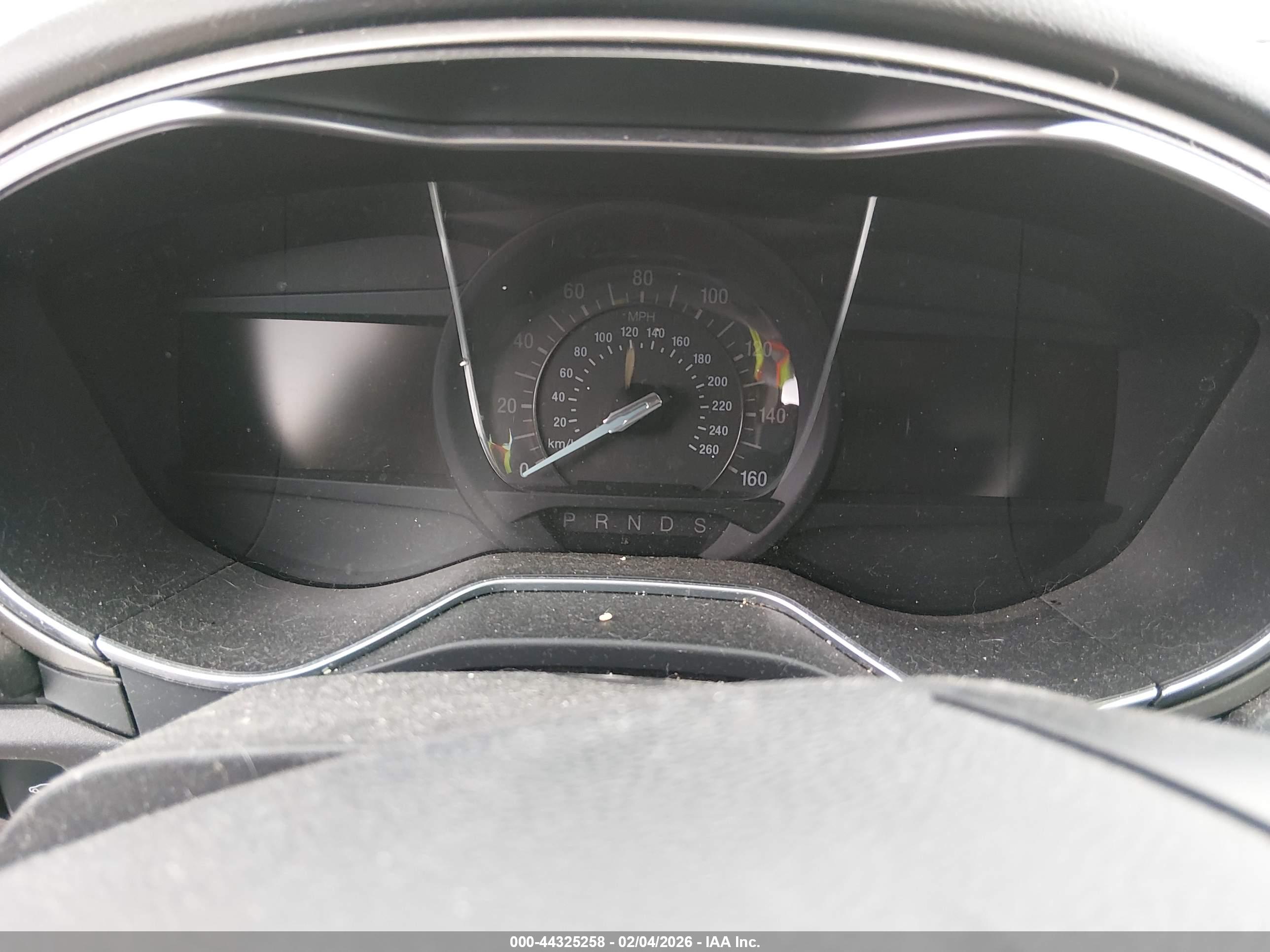 FORD FUSION image 7