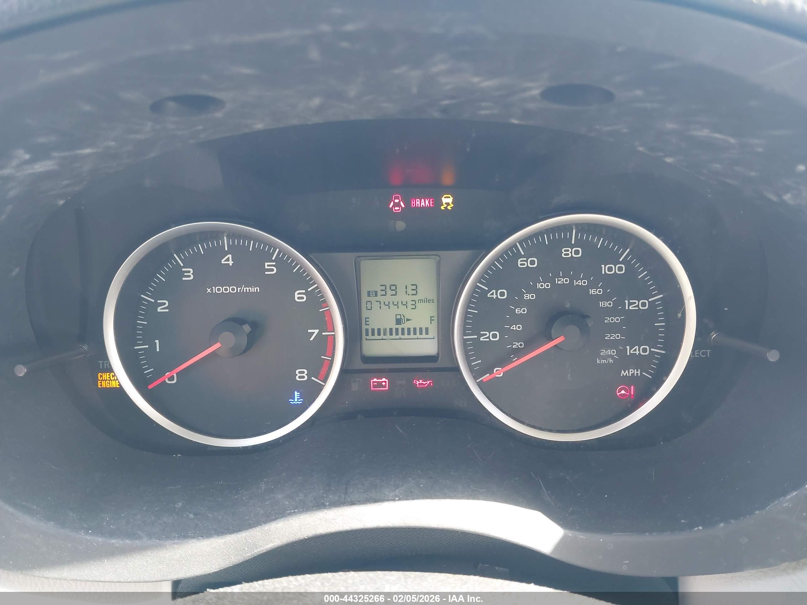 SUBARU FORESTER image 7