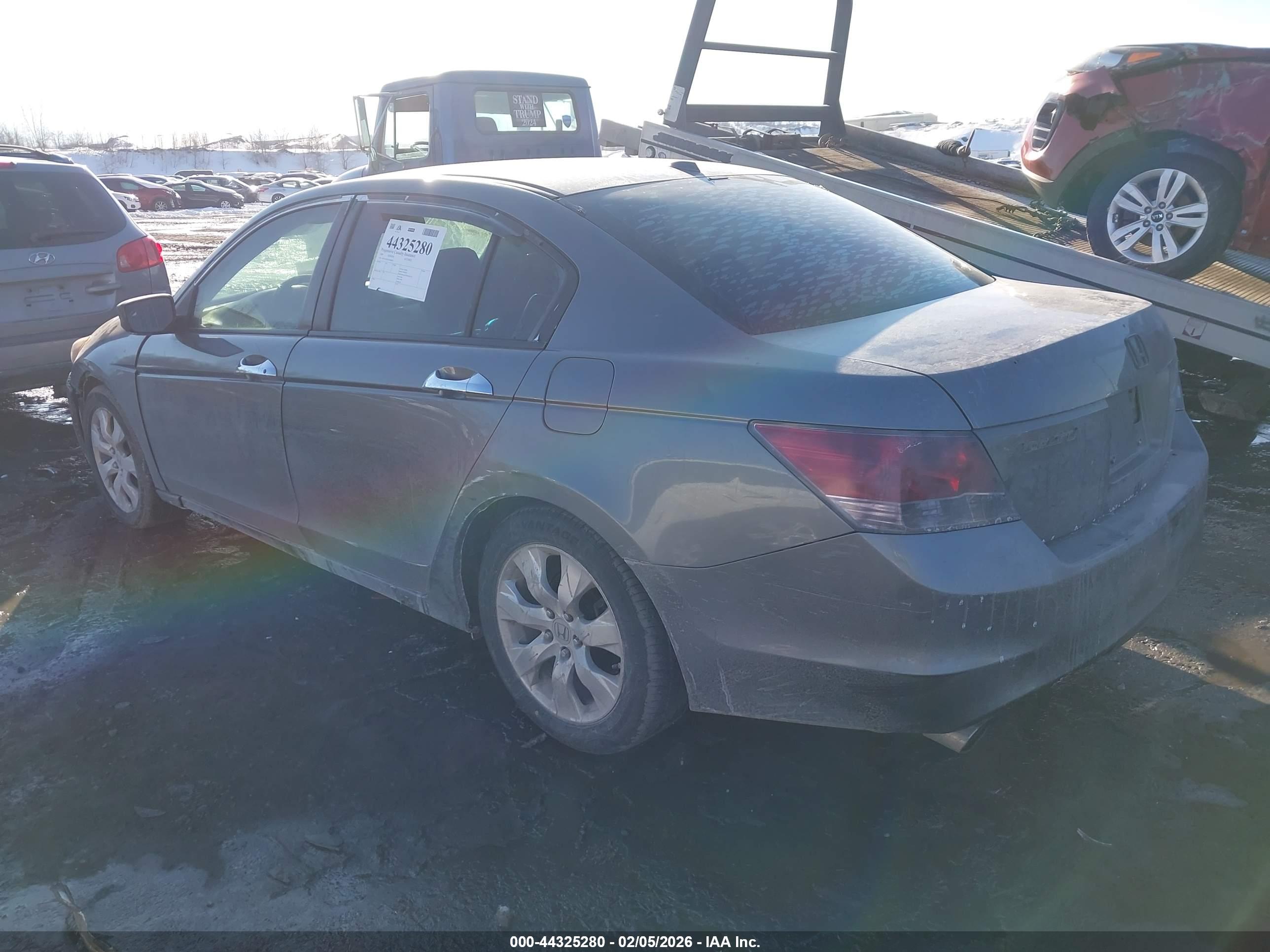 HONDA ACCORD image 3