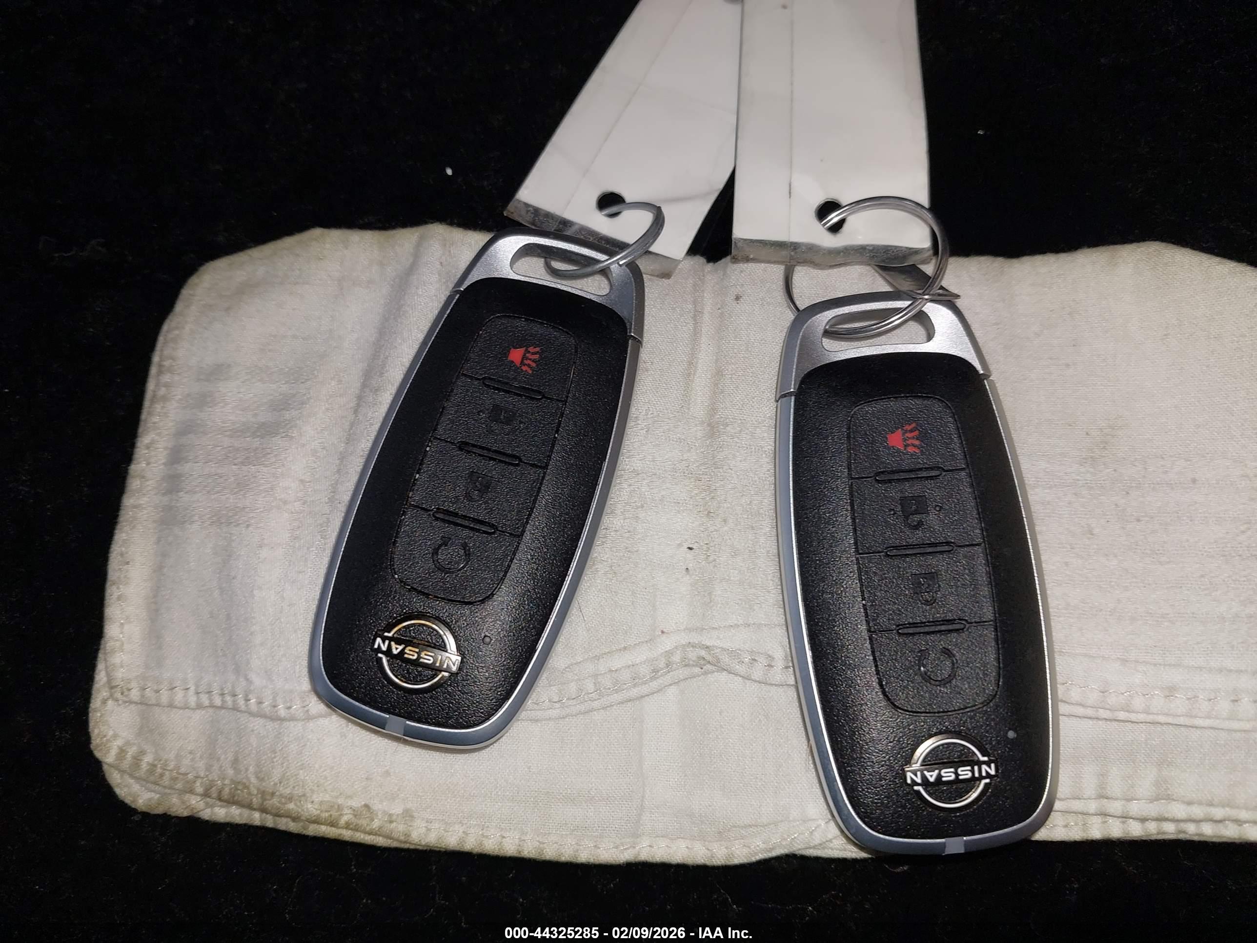 NISSAN KICKS image 11