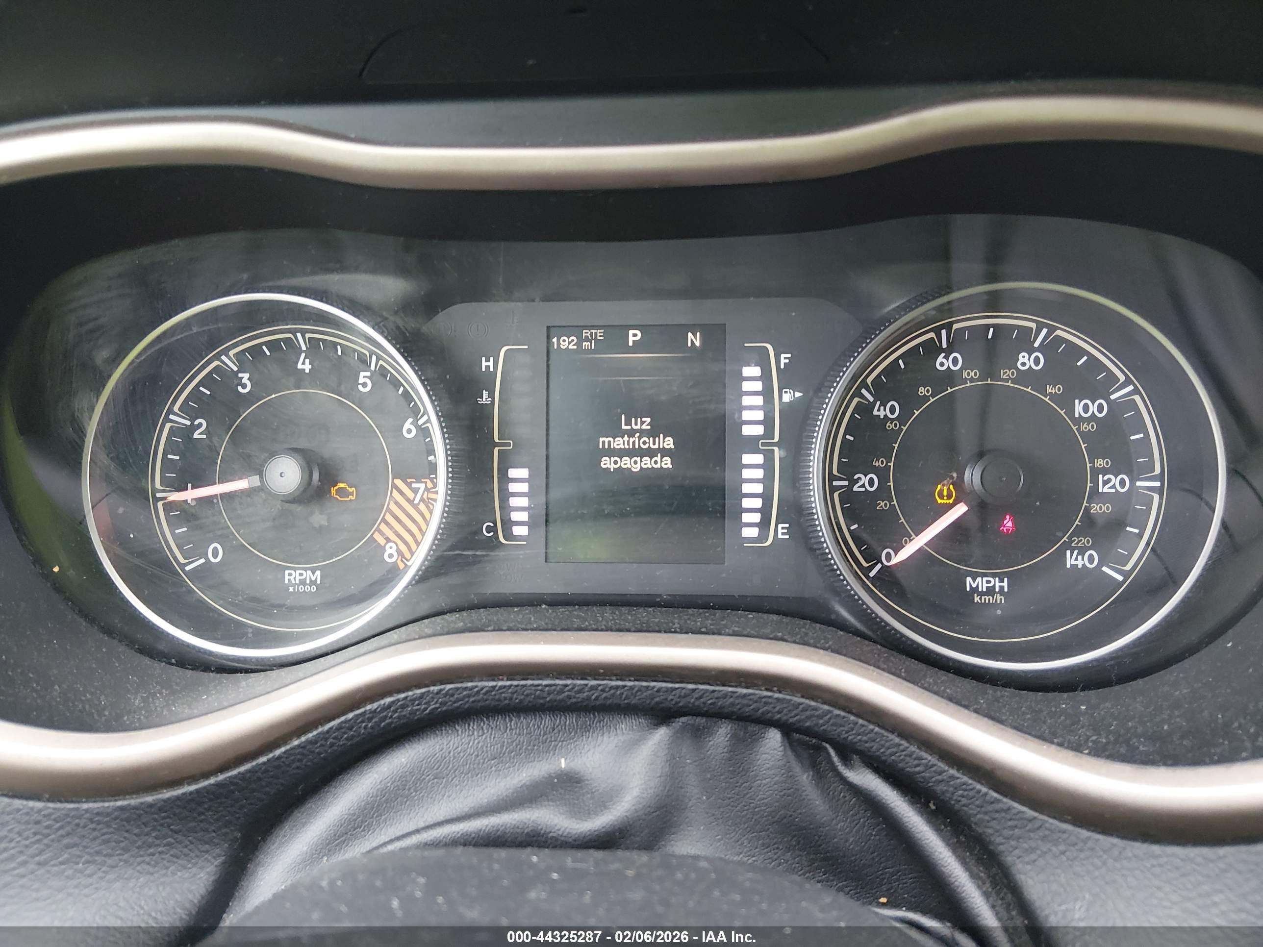 JEEP CHEROKEE image 7