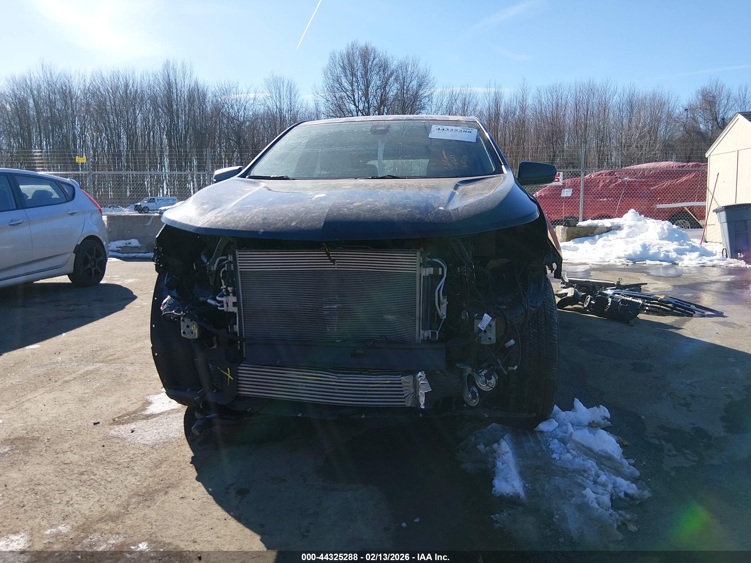 CHEVROLET EQUINOX image 6