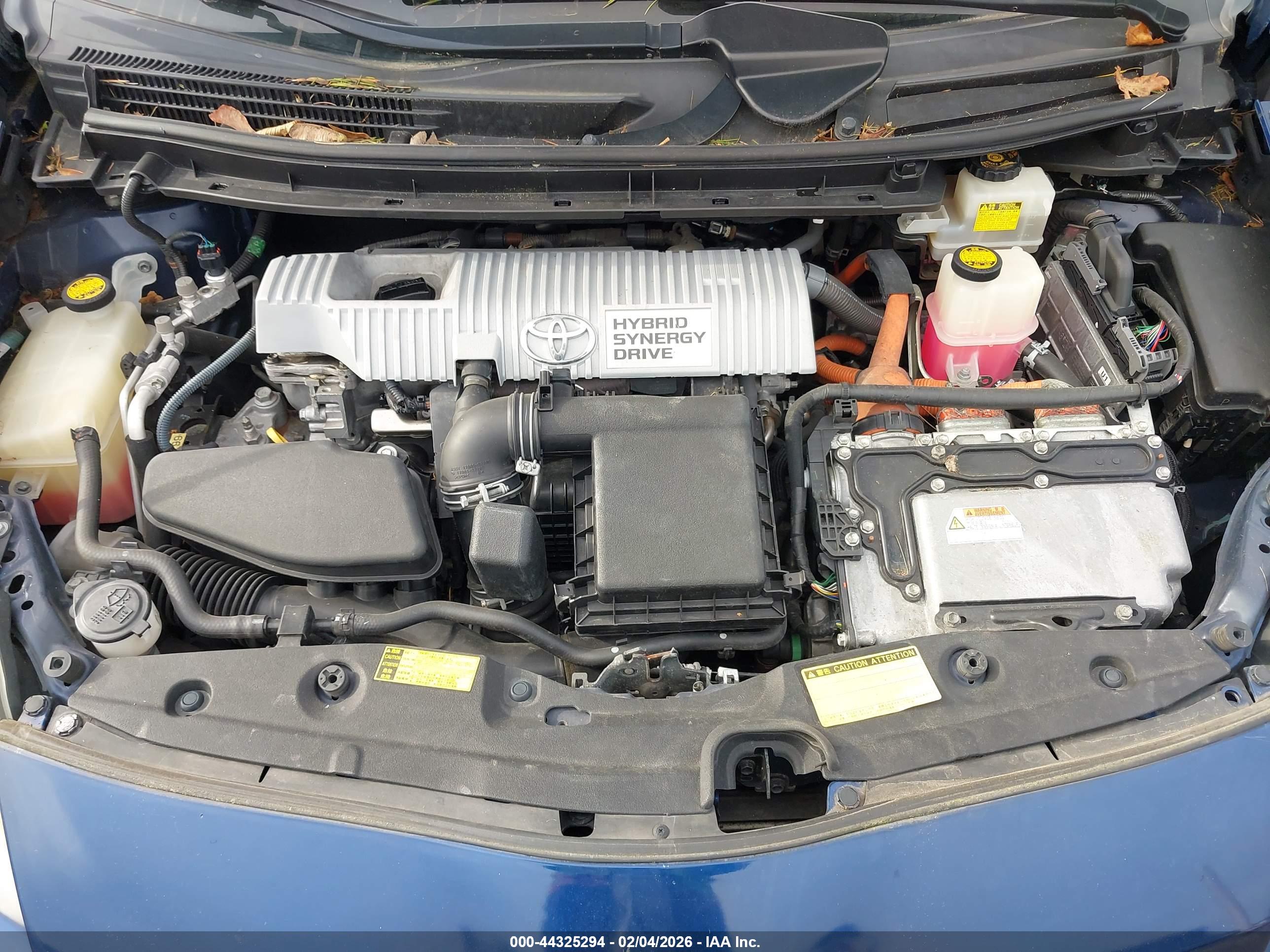 TOYOTA PRIUS image 10
