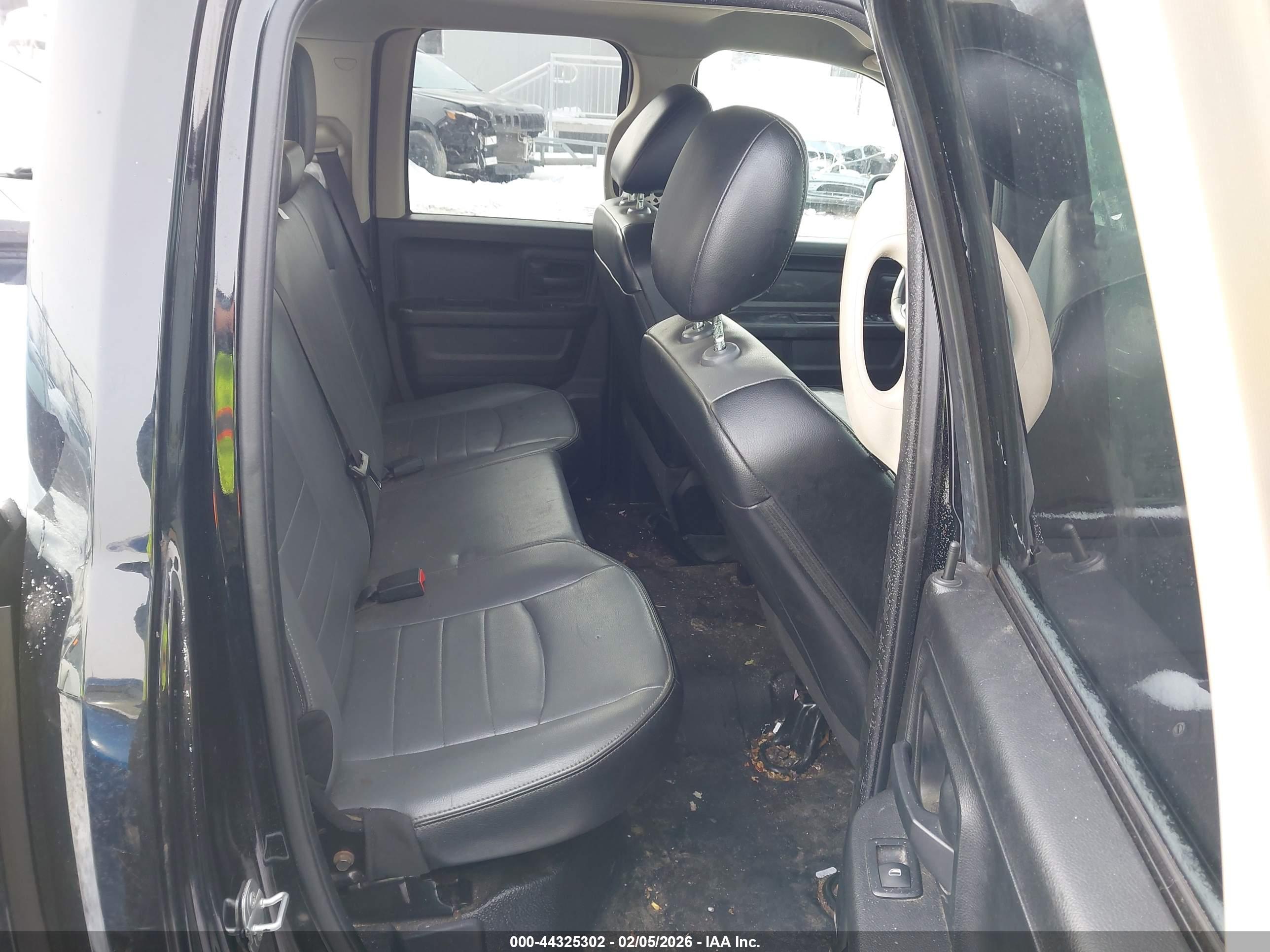 RAM 1500 image 8