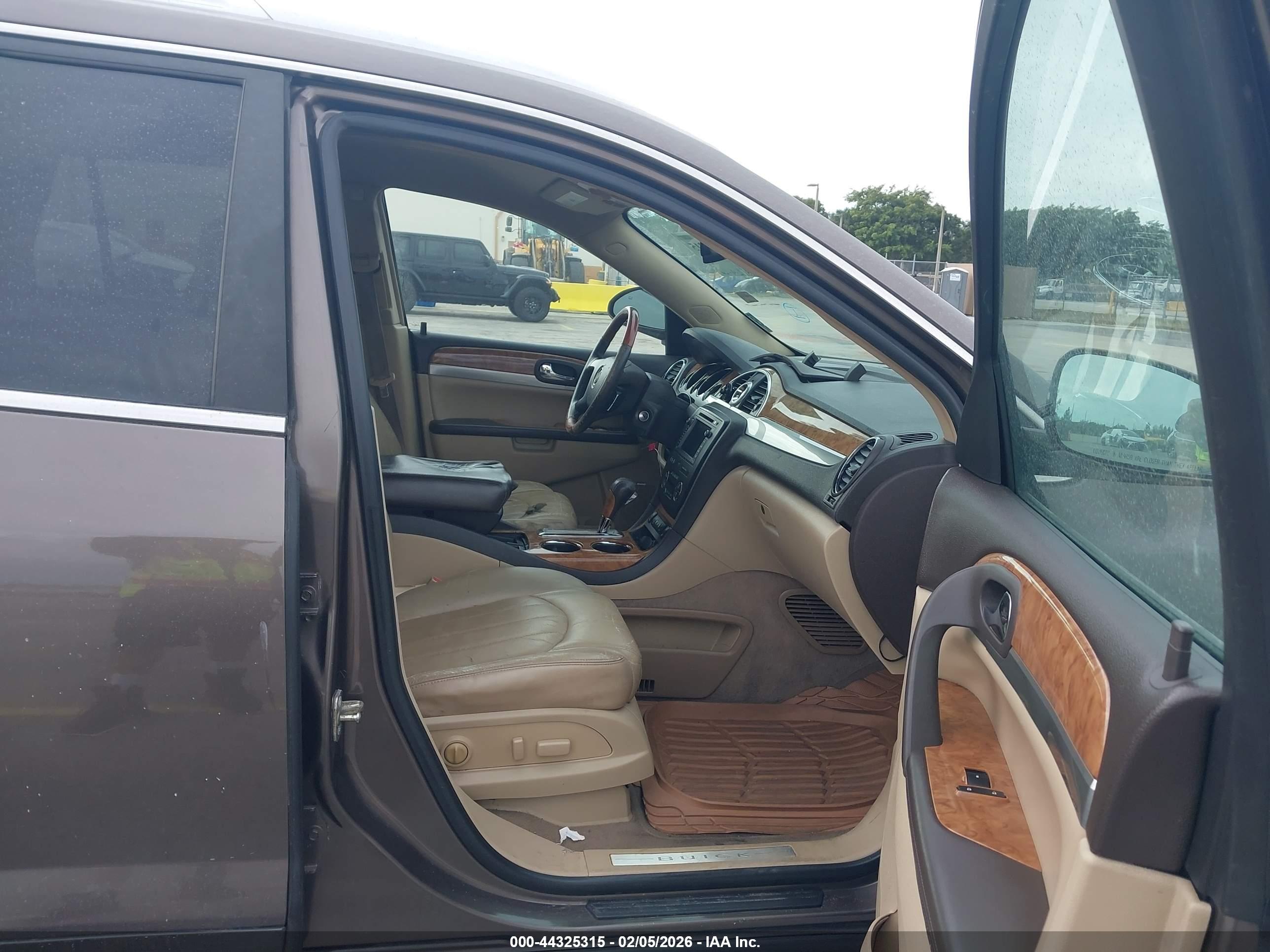 BUICK ENCLAVE image 5