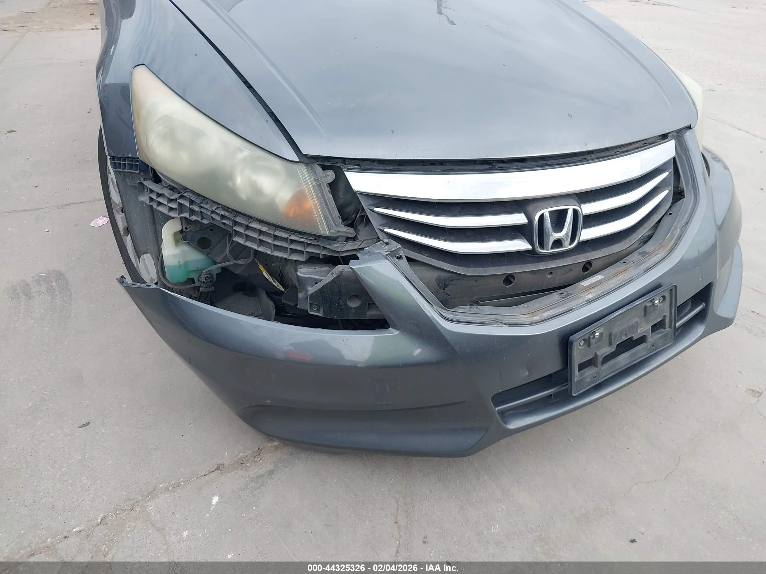 HONDA ACCORD image 6