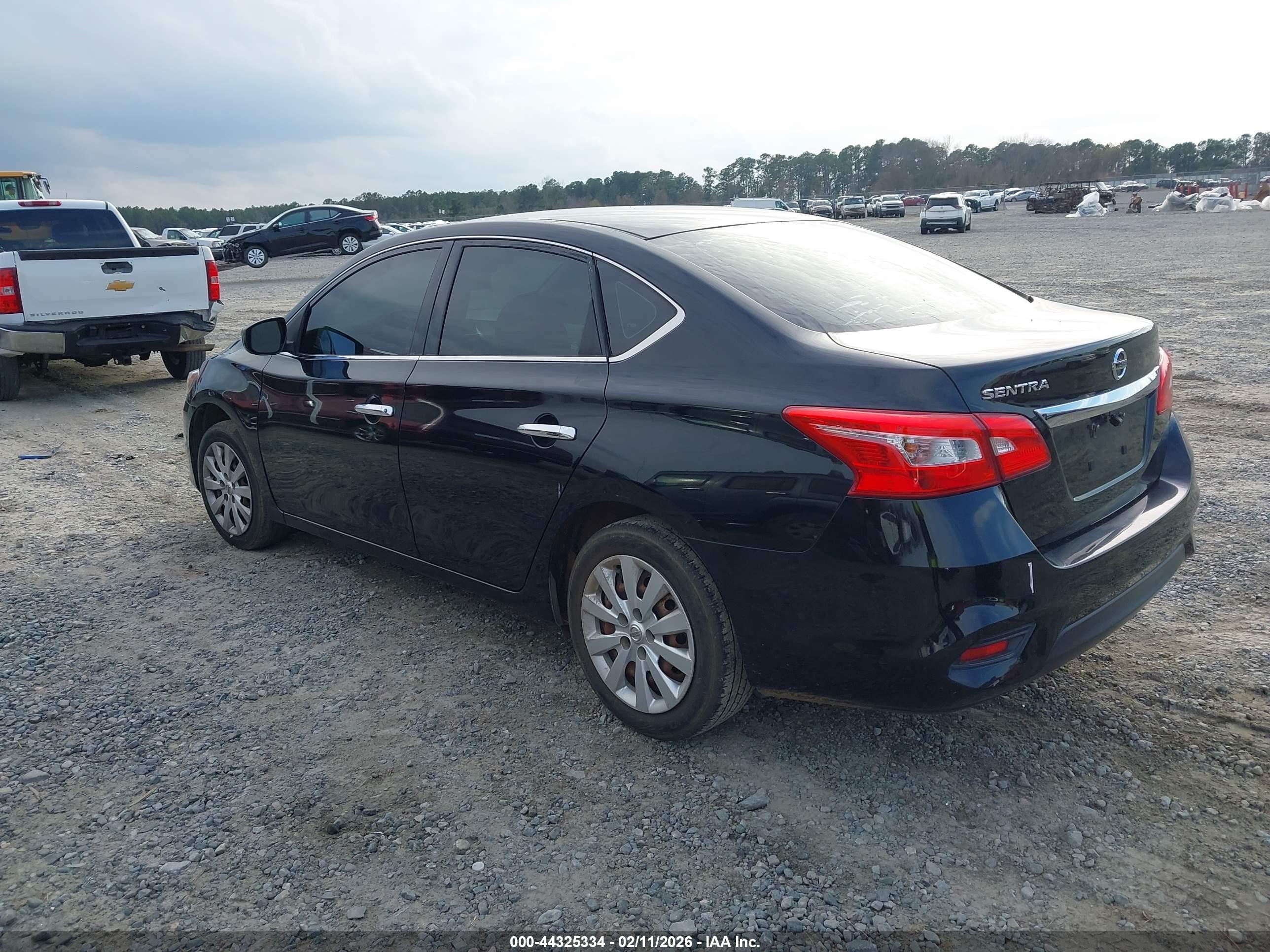 NISSAN SENTRA image 3