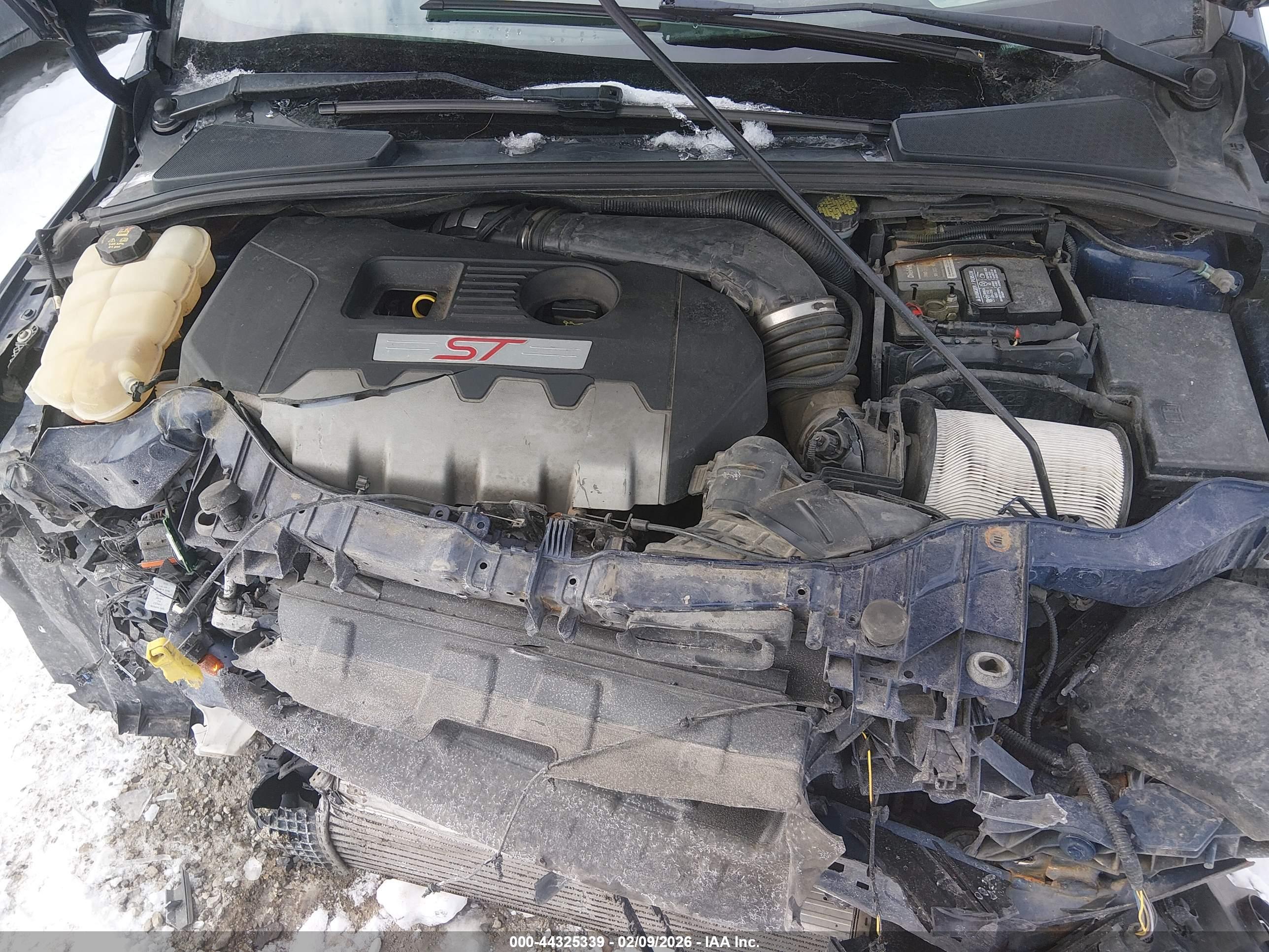 FORD FOCUS image 10
