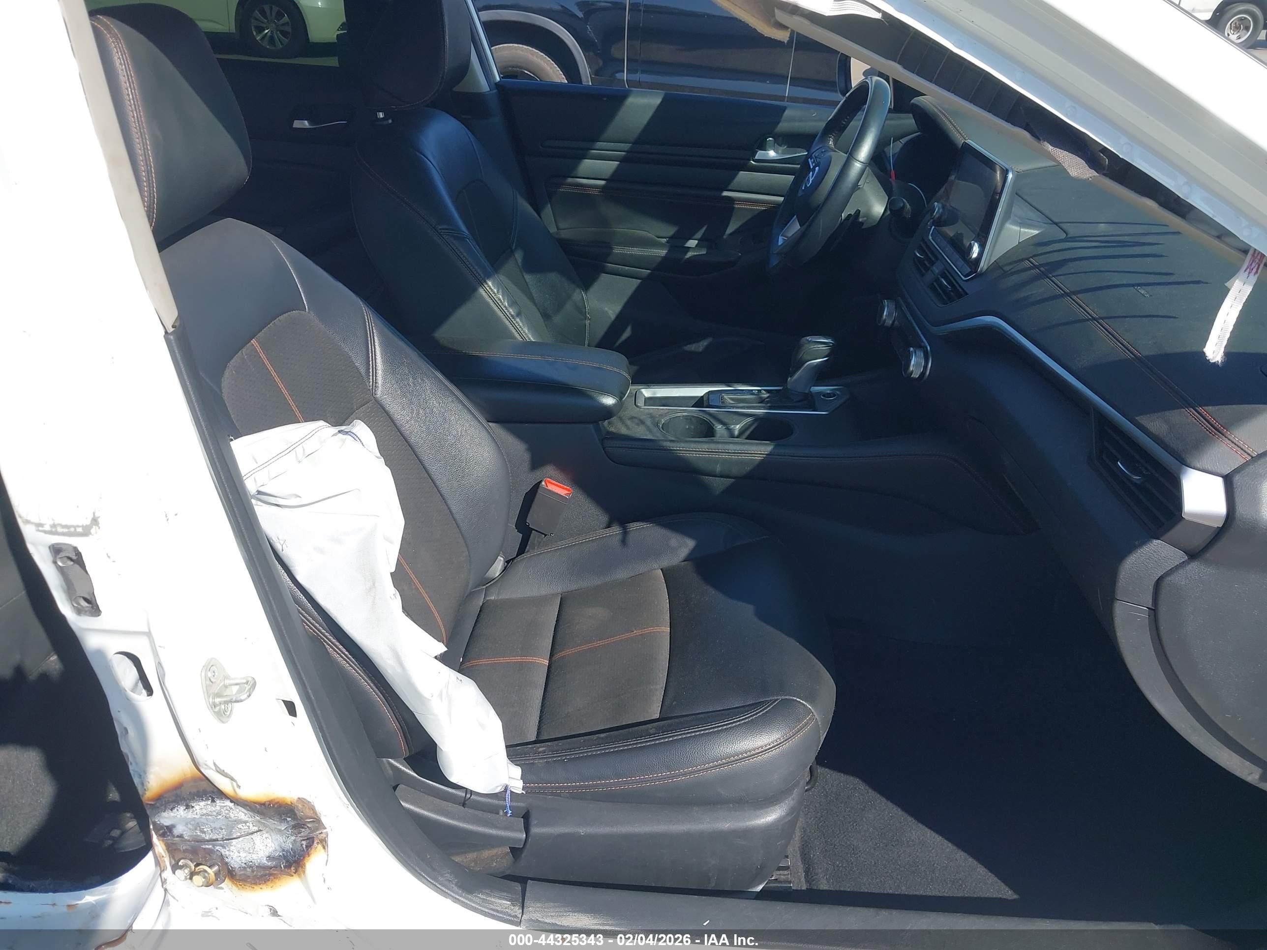 NISSAN ALTIMA image 5