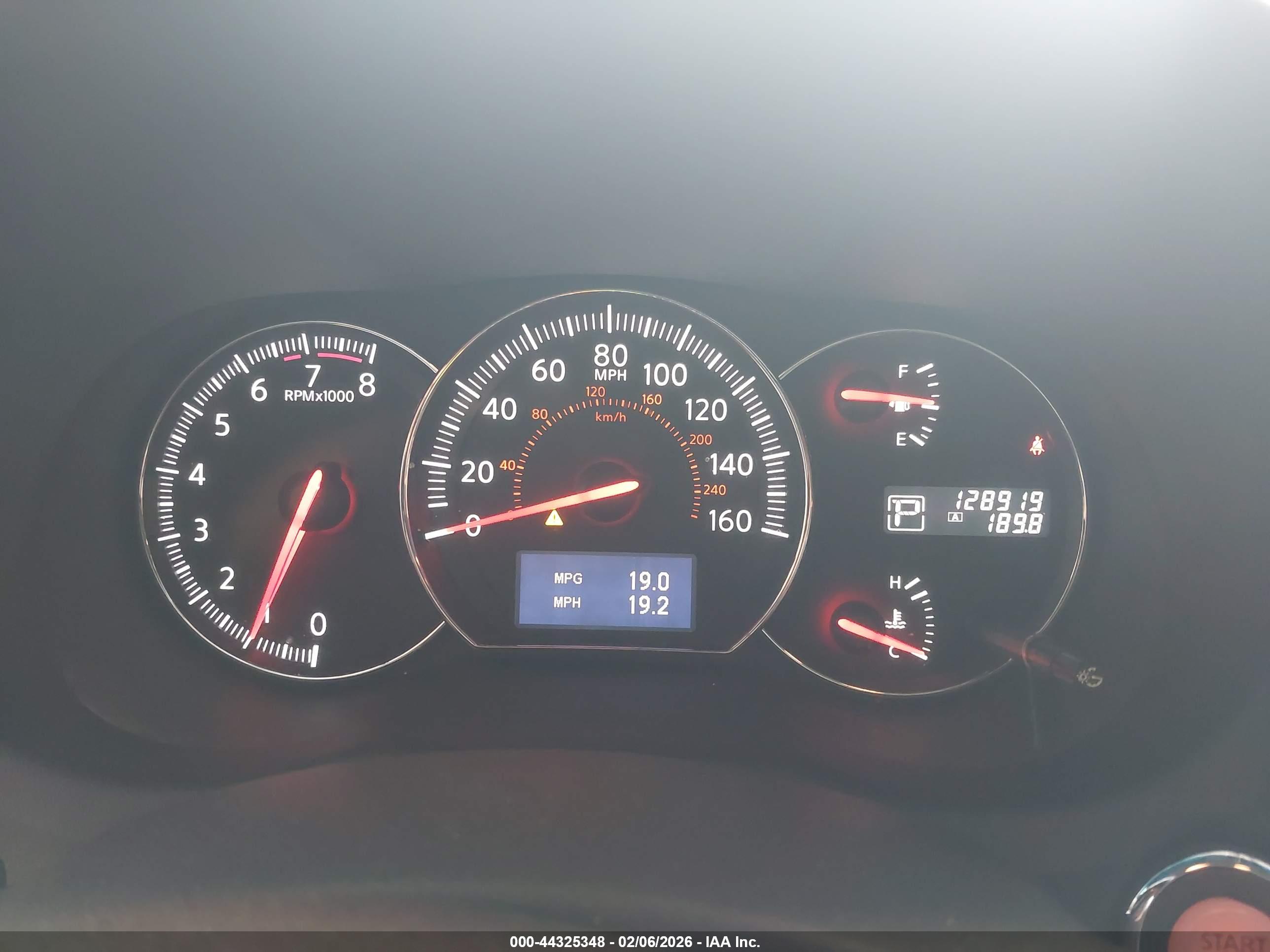 NISSAN MAXIMA image 7