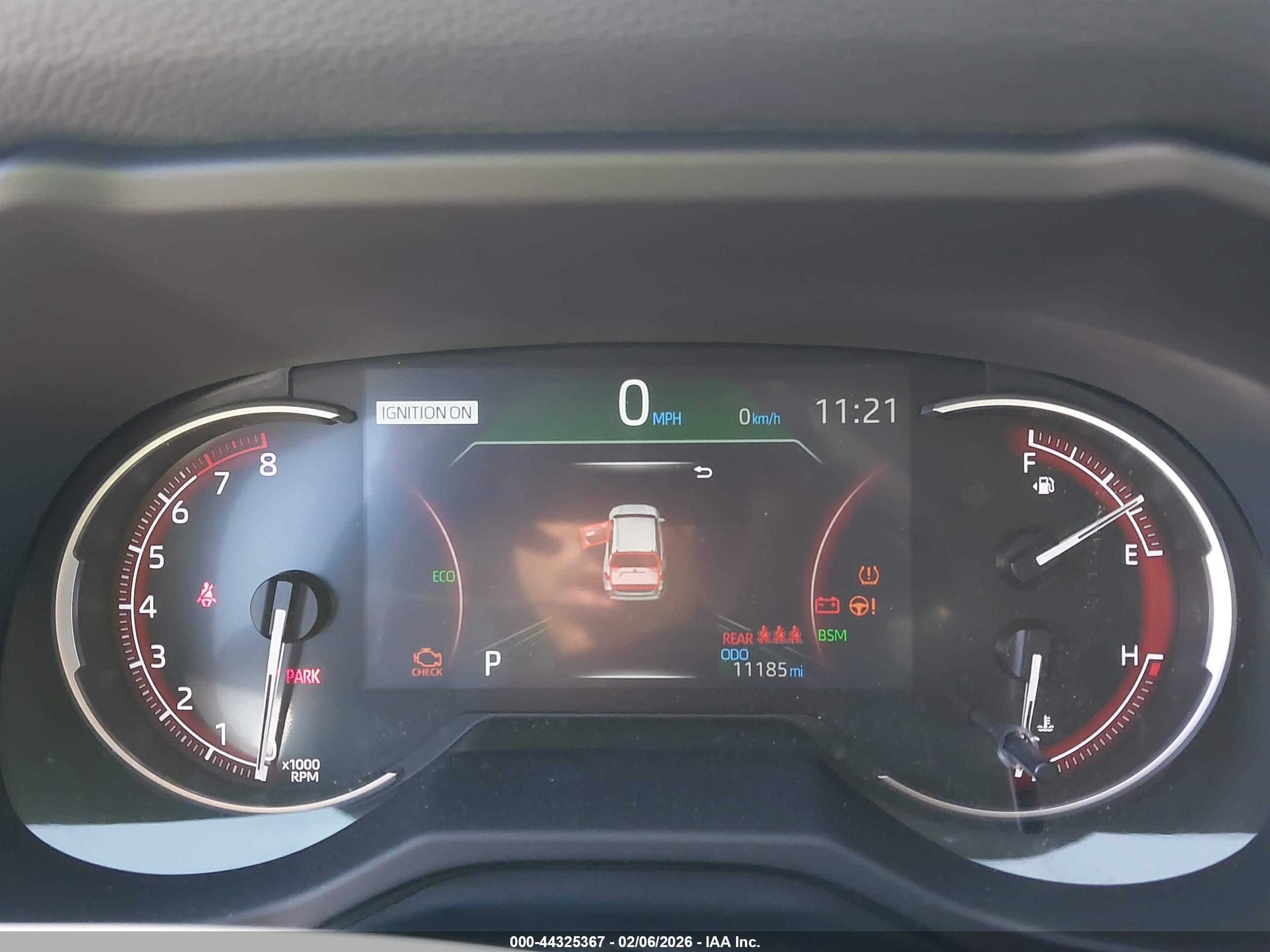 TOYOTA RAV4 image 7