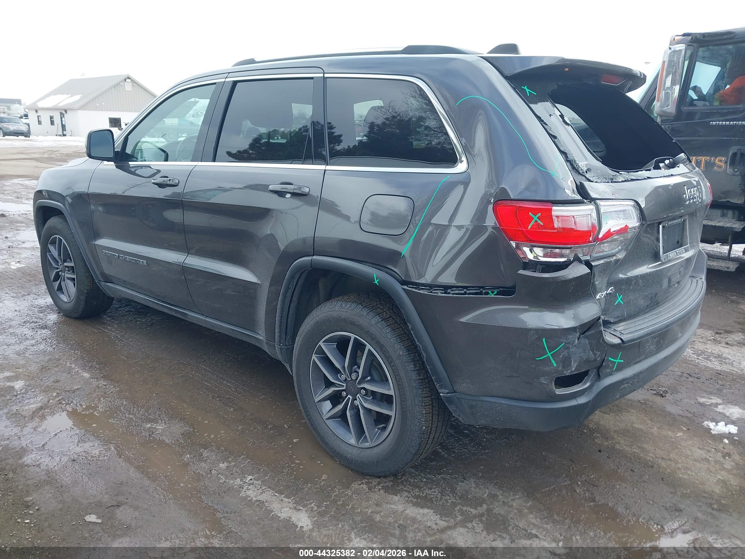JEEP GRAND image 3