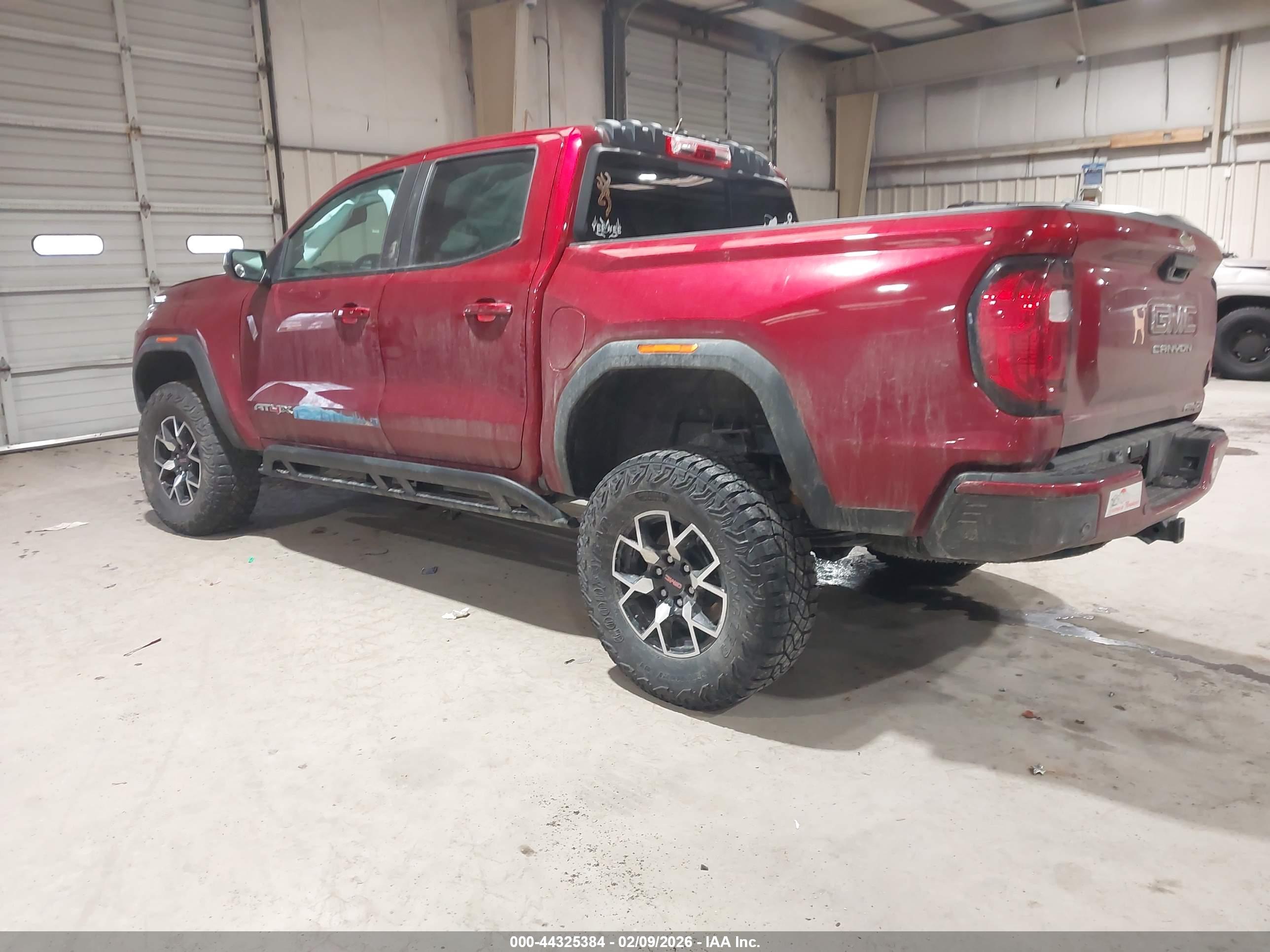 GMC CANYON image 3