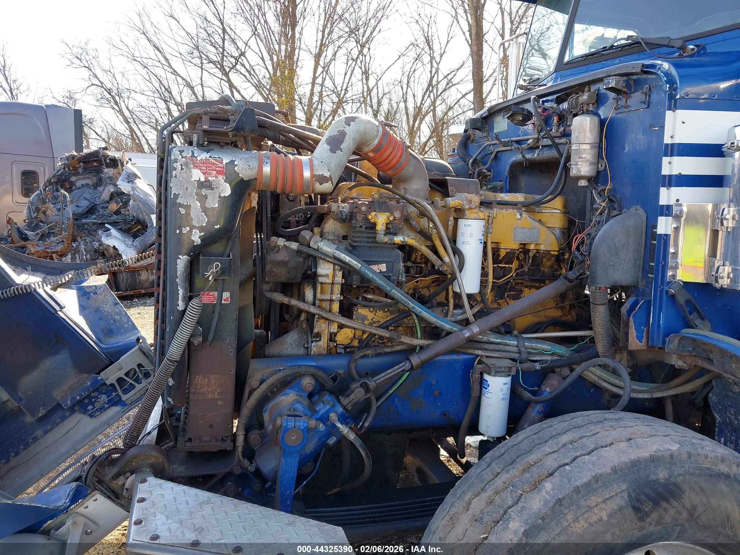 PETERBILT 357 image 10