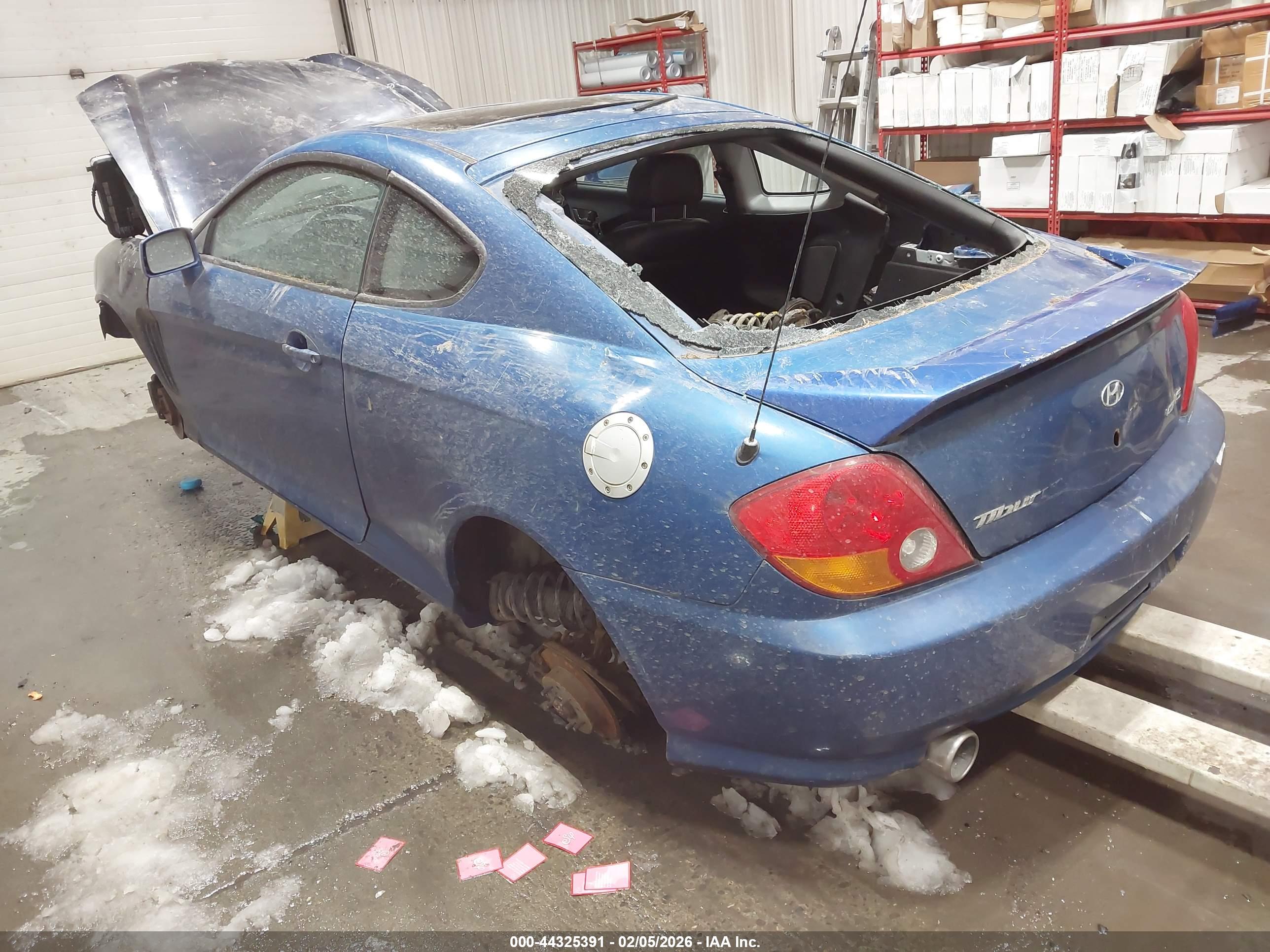 HYUNDAI TIBURON image 3