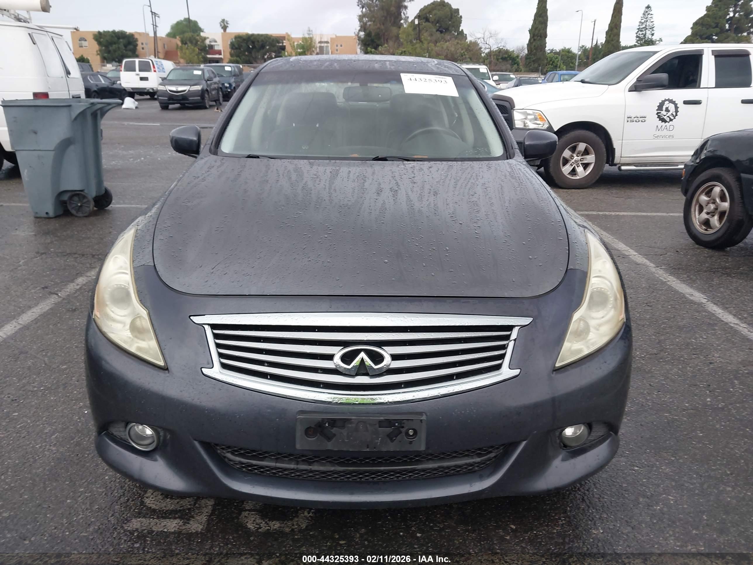 INFINITI G37X image 6