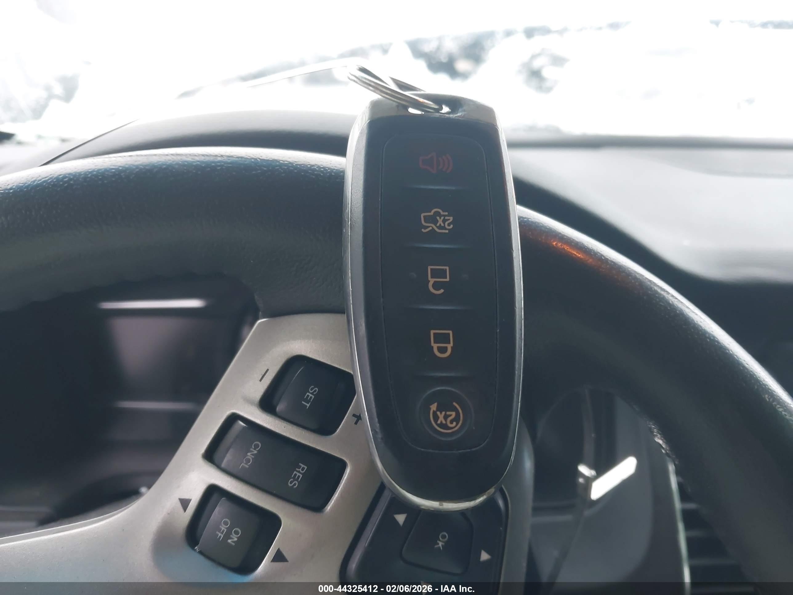 FORD FLEX image 11