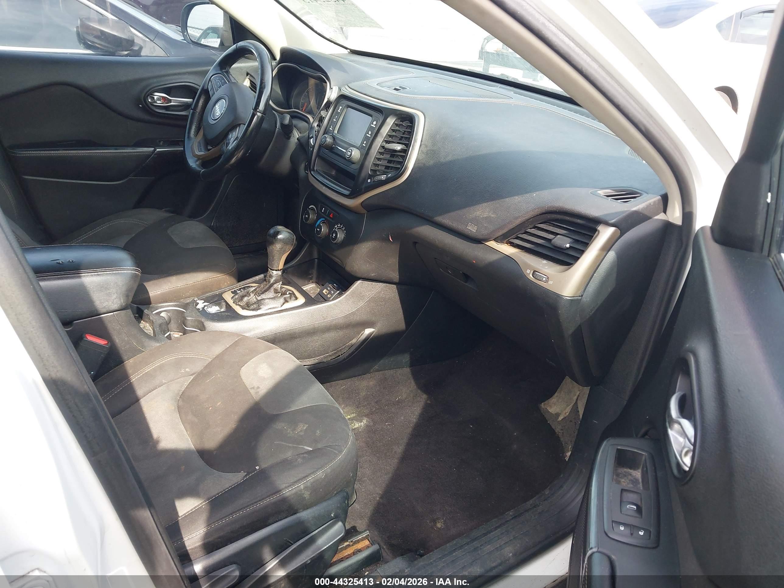 JEEP CHEROKEE image 5