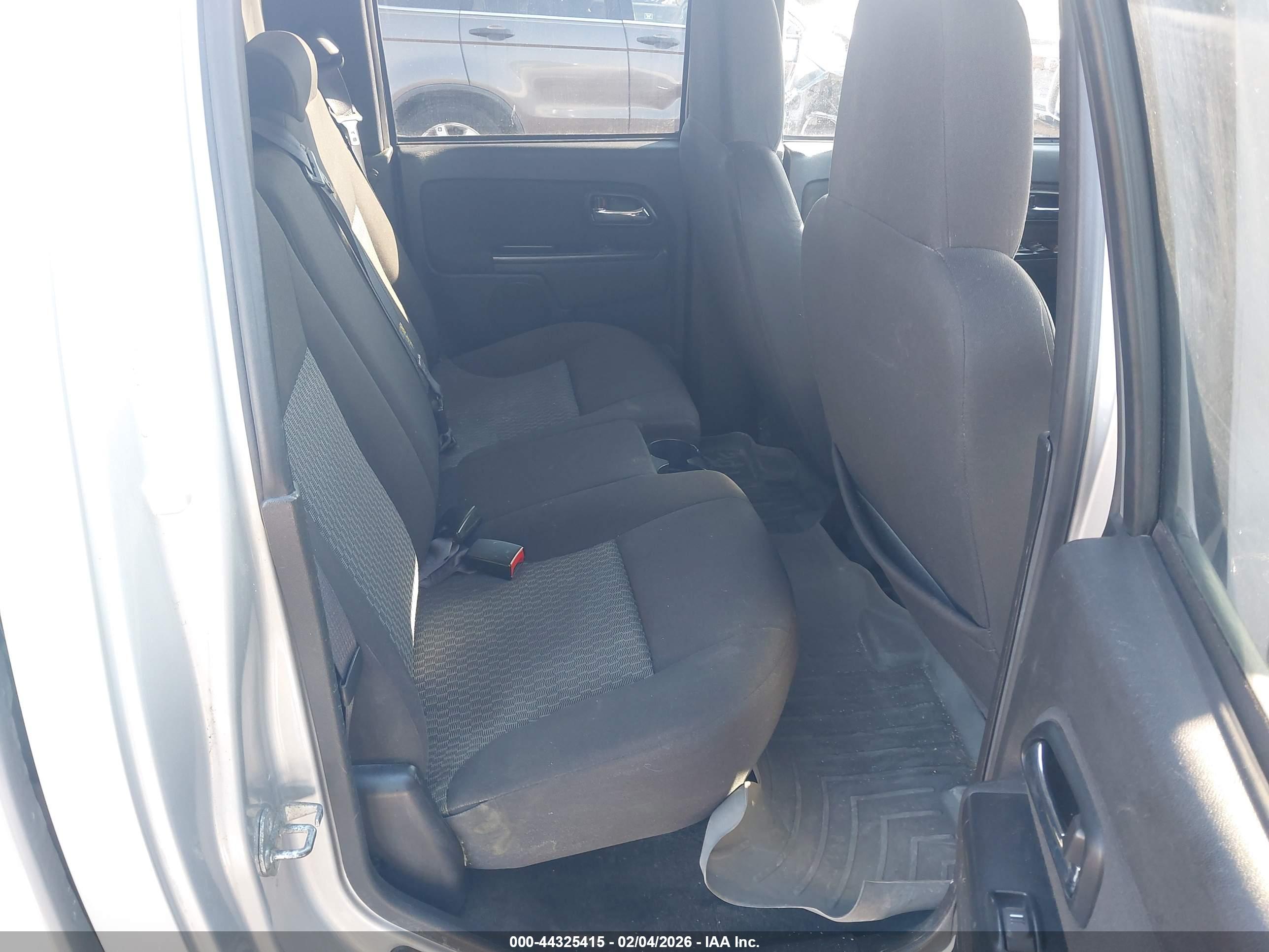 GMC CANYON image 8