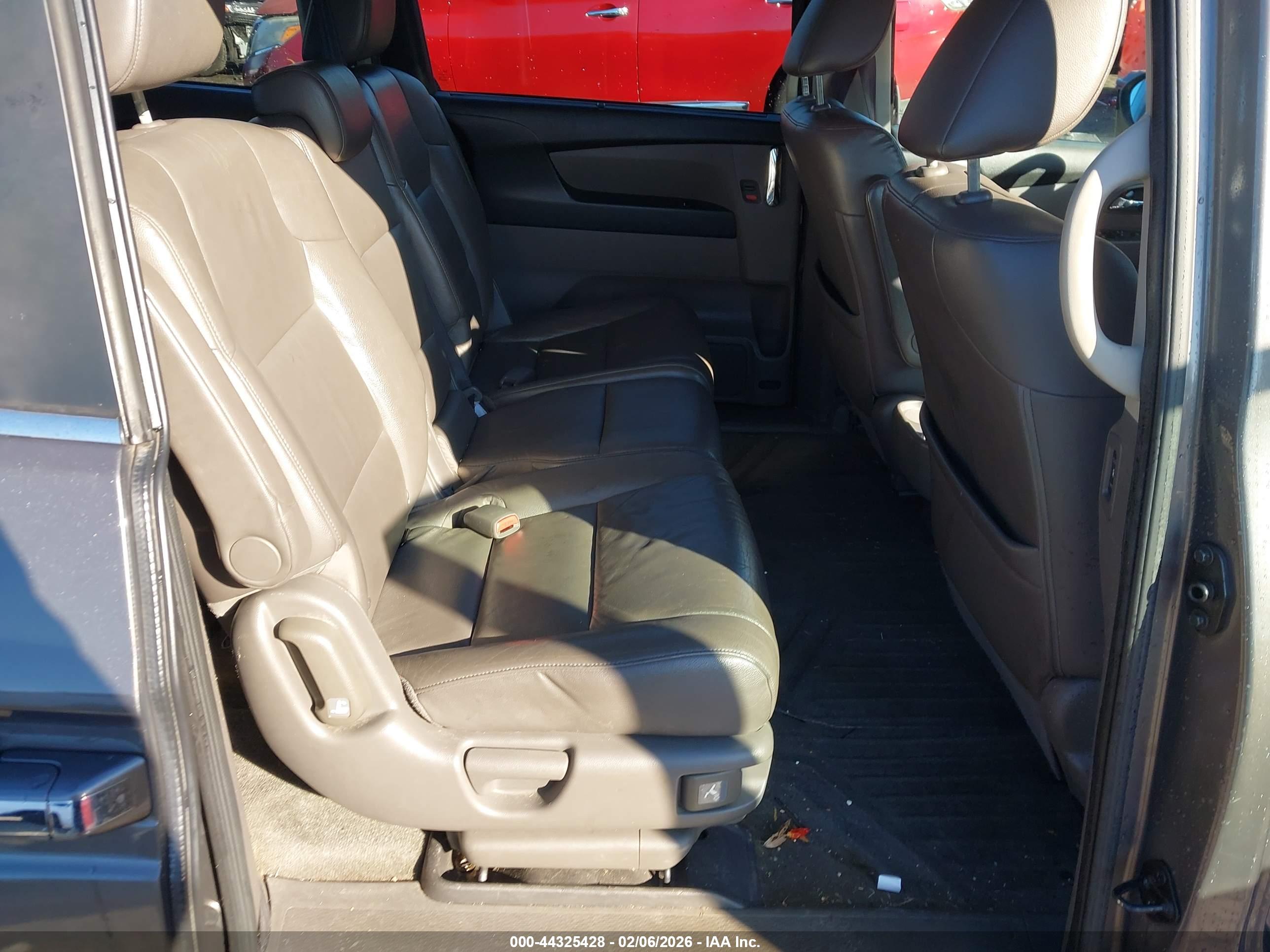 HONDA ODYSSEY image 8