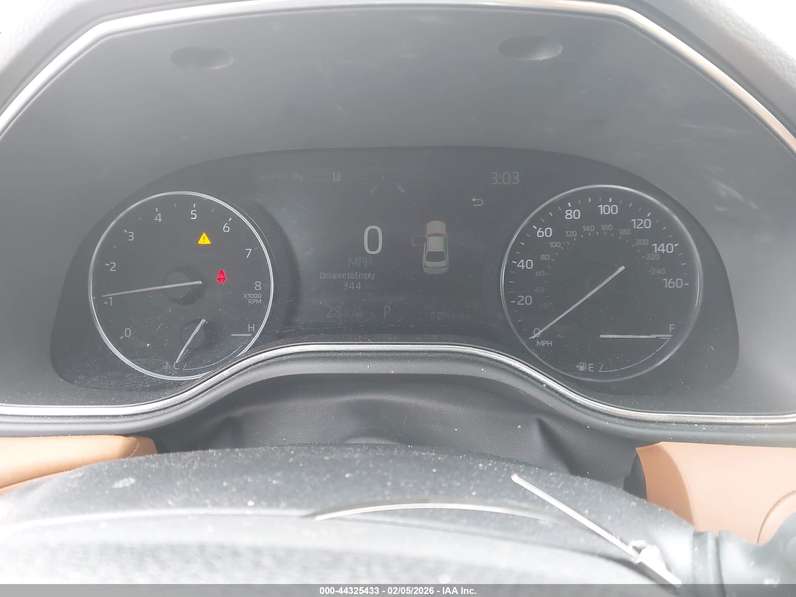 TOYOTA AVALON image 7