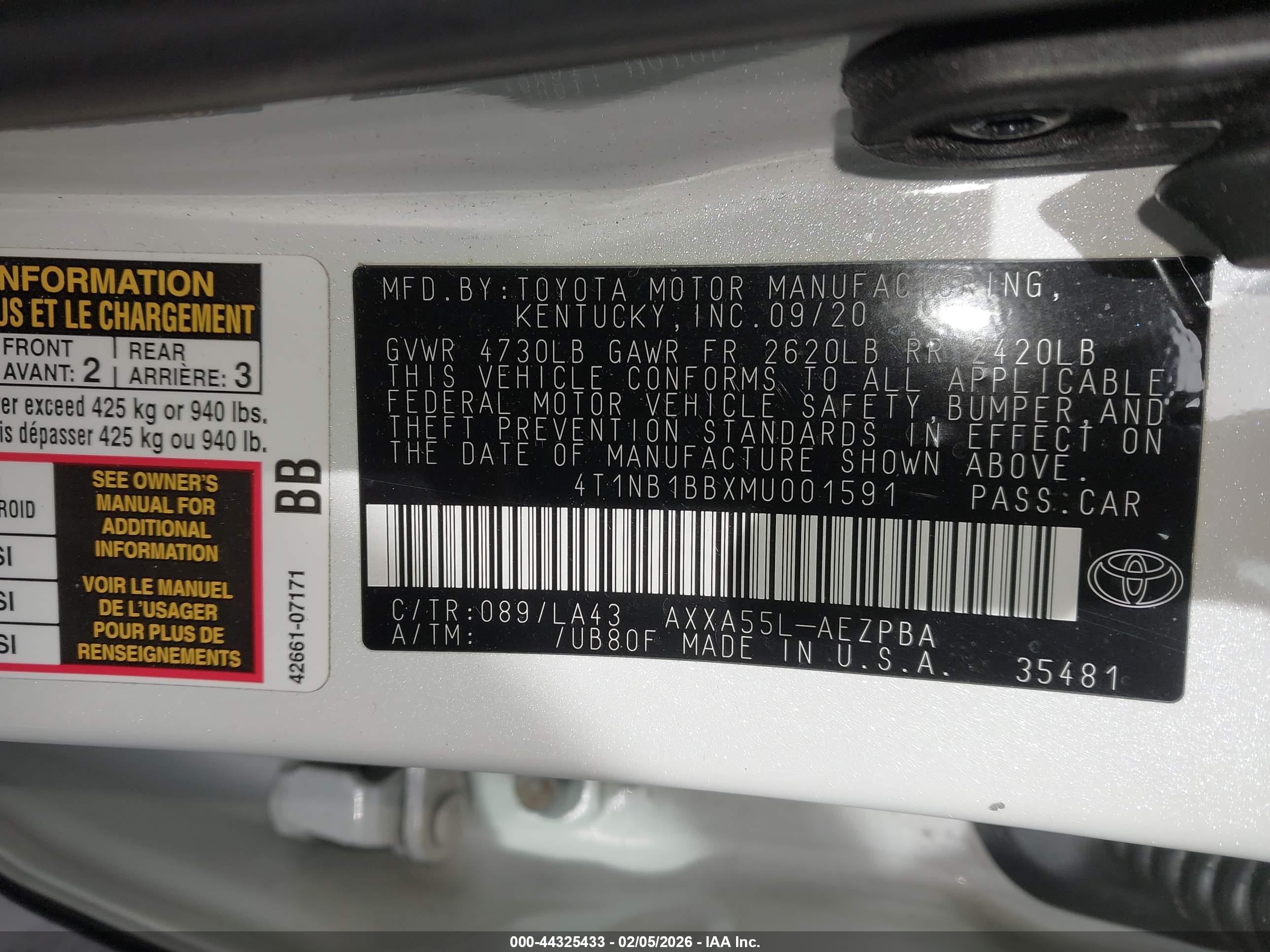TOYOTA AVALON image 9