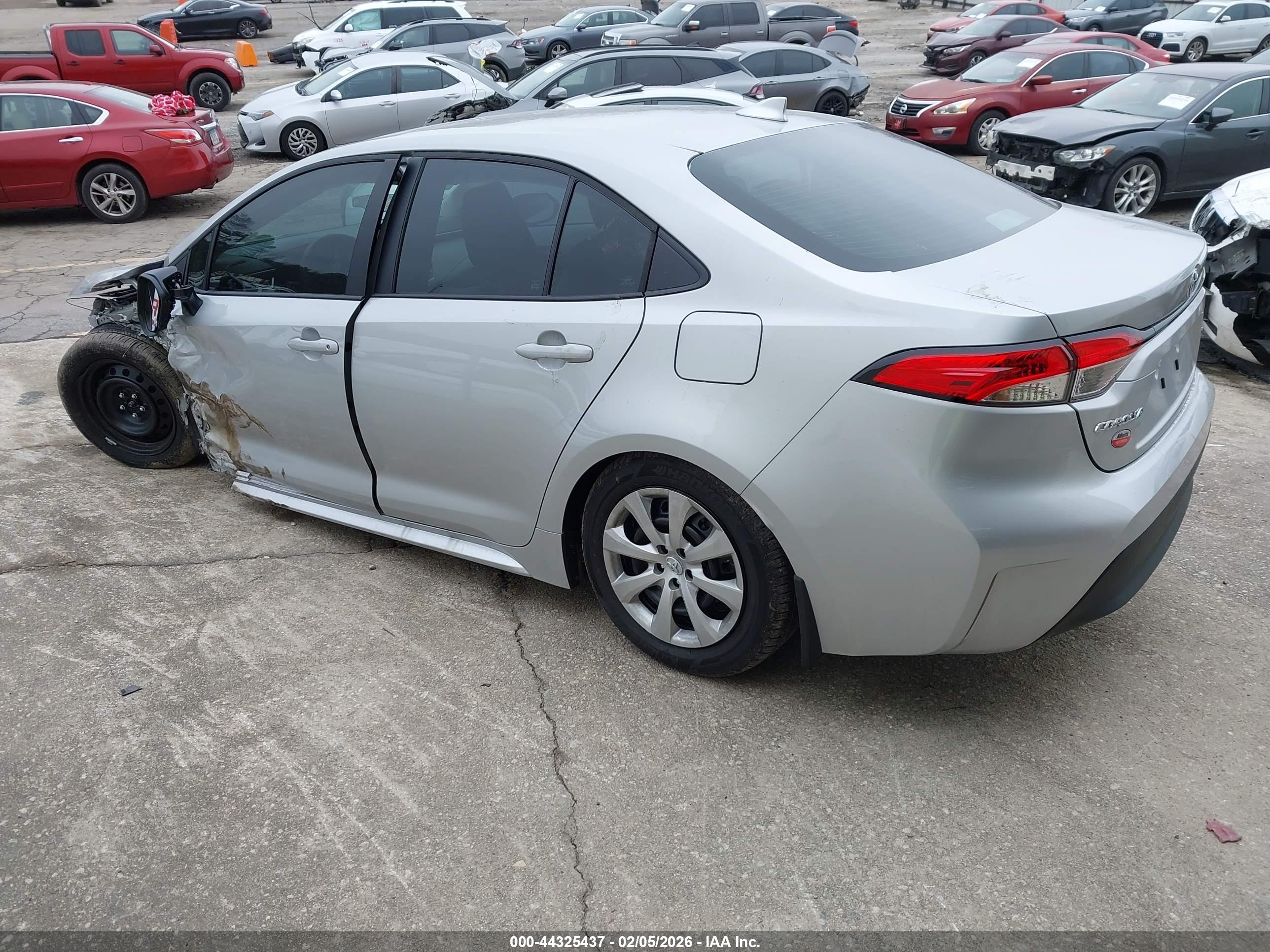 TOYOTA COROLLA image 3