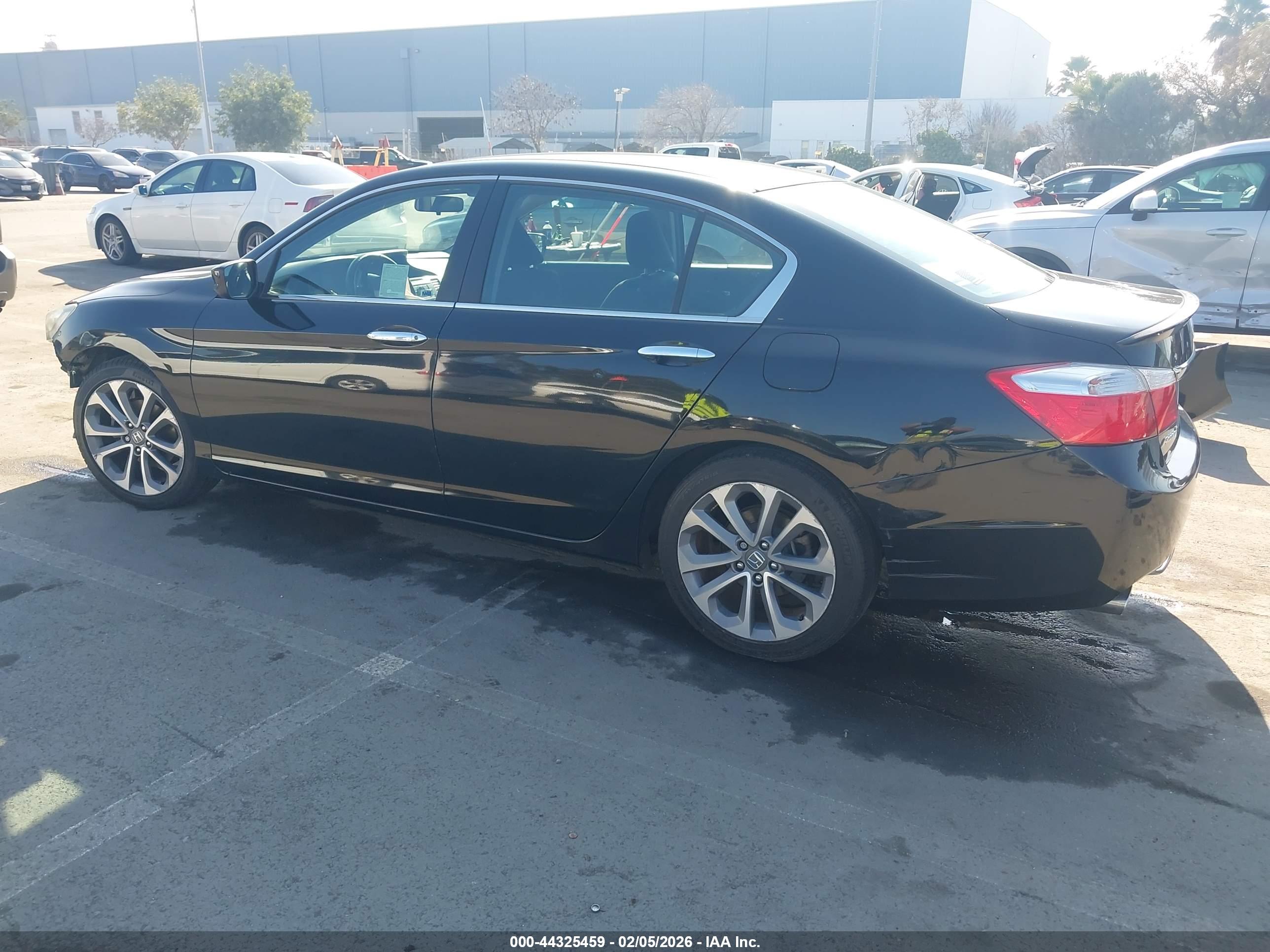 HONDA ACCORD image 3