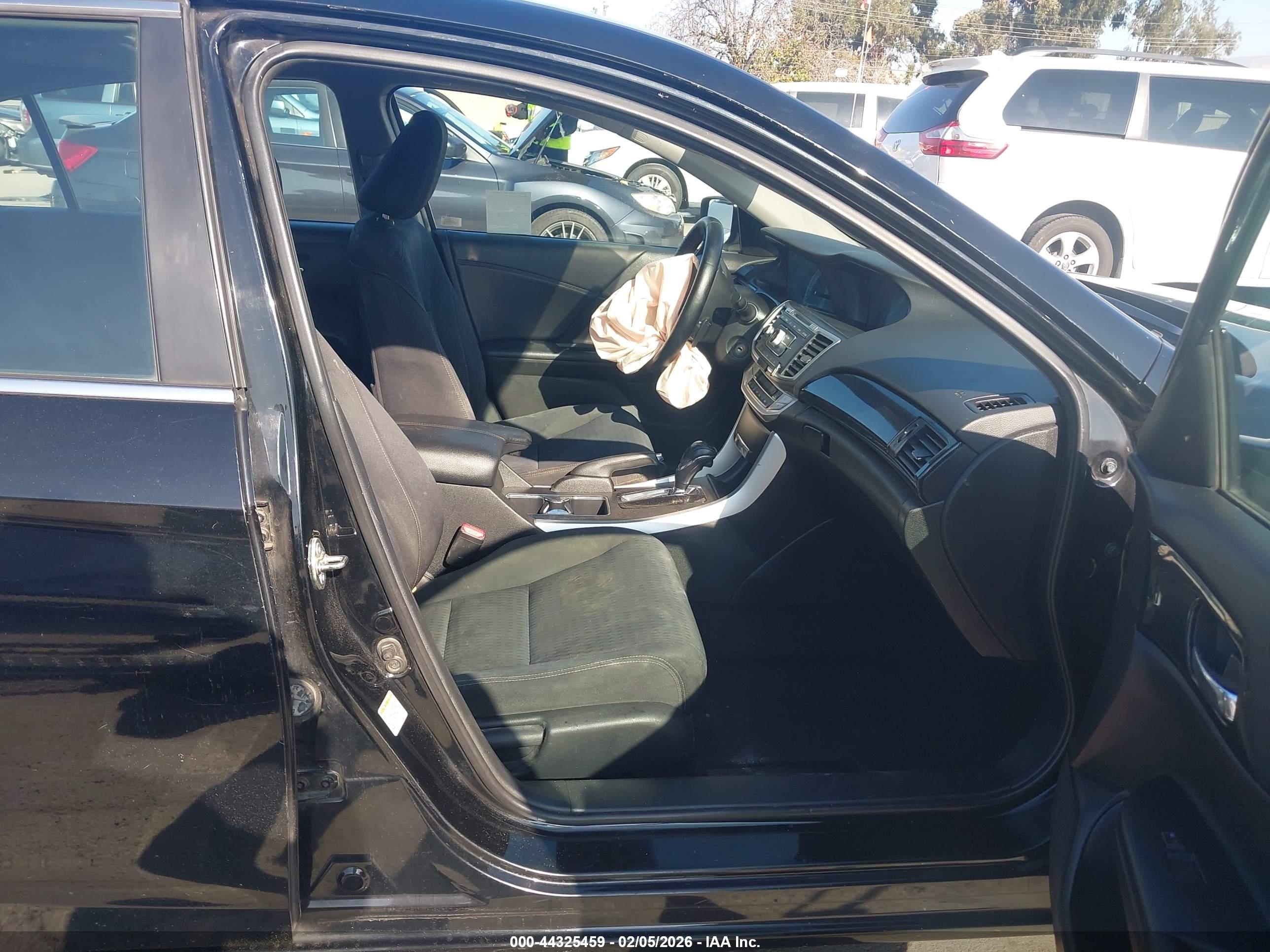 HONDA ACCORD image 5