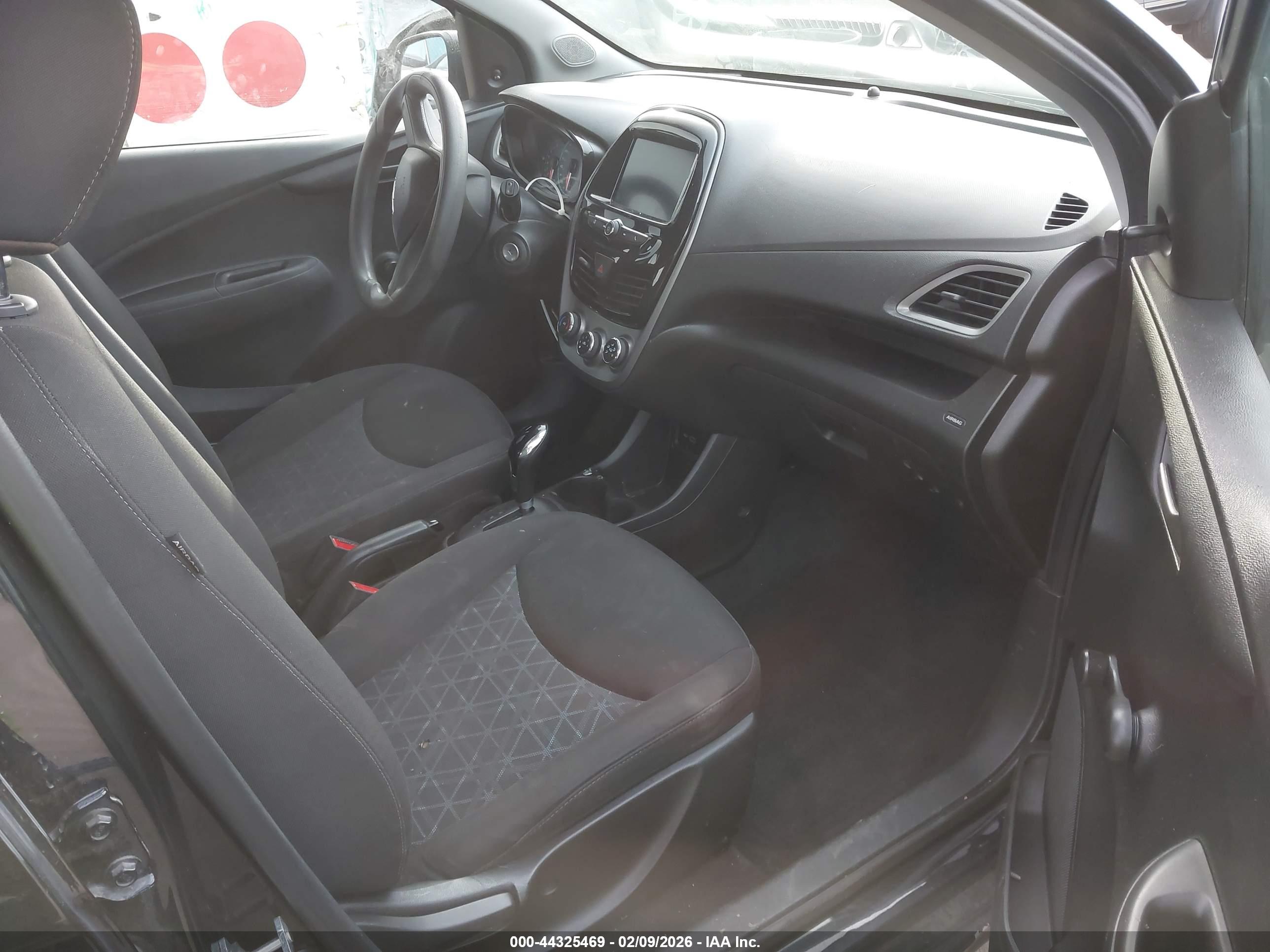 CHEVROLET SPARK image 5