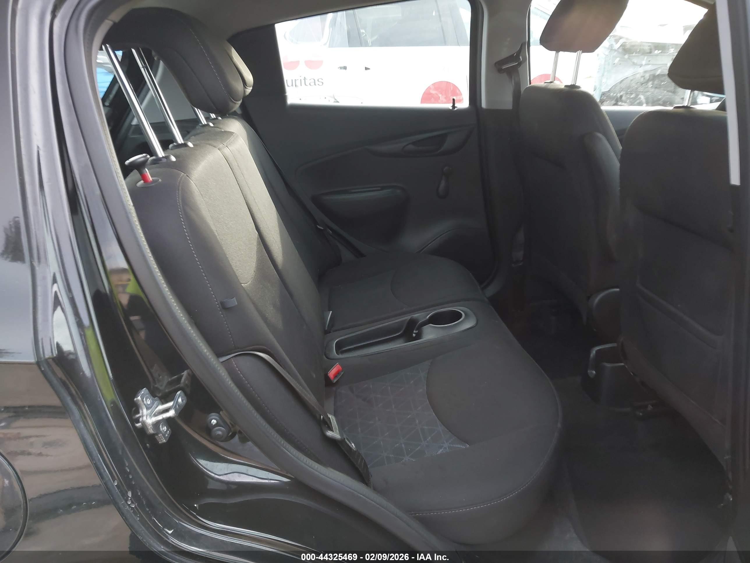 CHEVROLET SPARK image 8