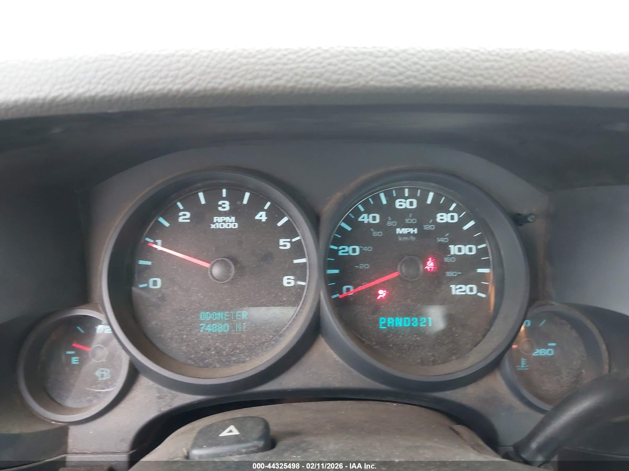 CHEVROLET SILVERADO image 7