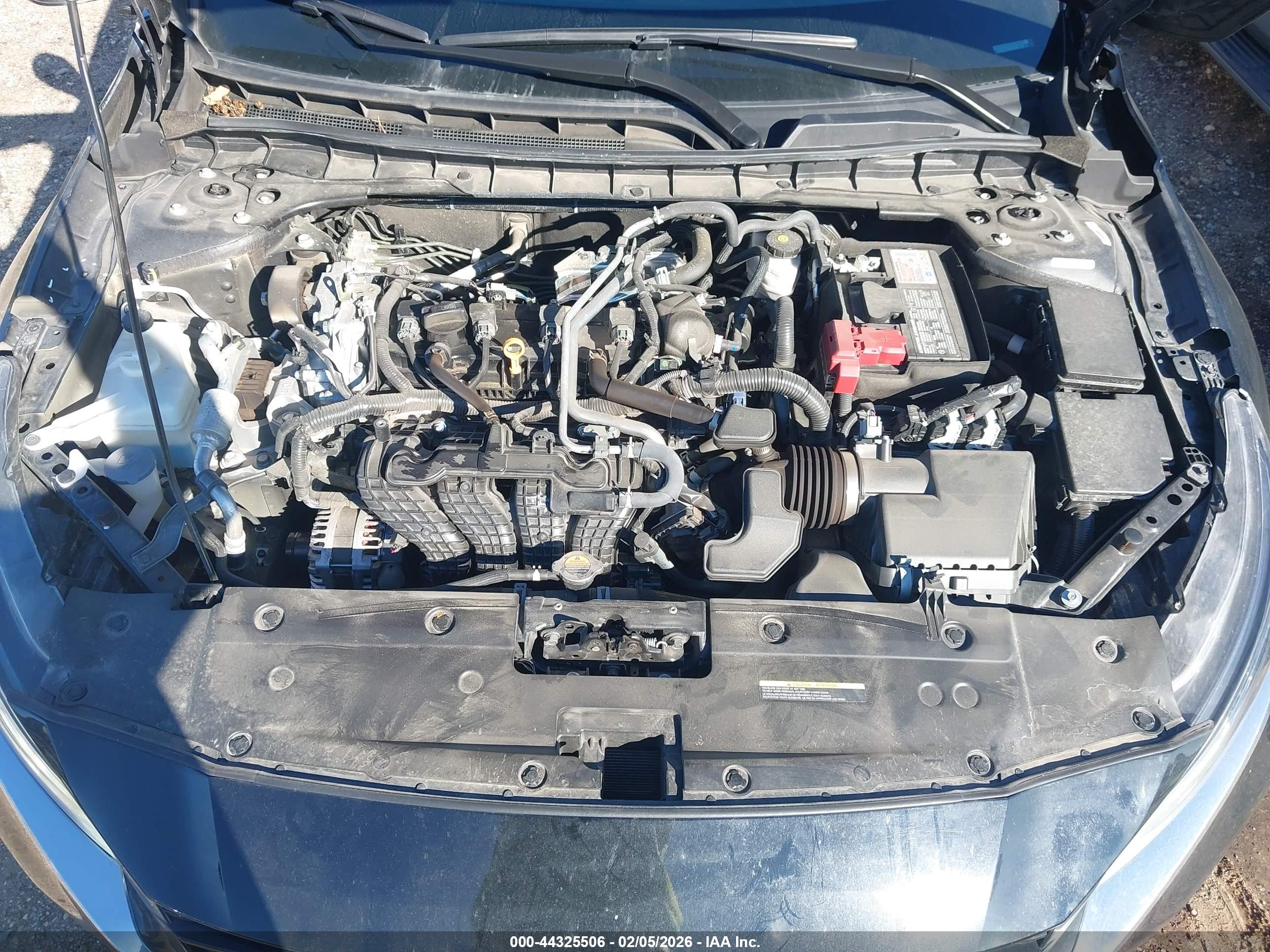 NISSAN ALTIMA image 10