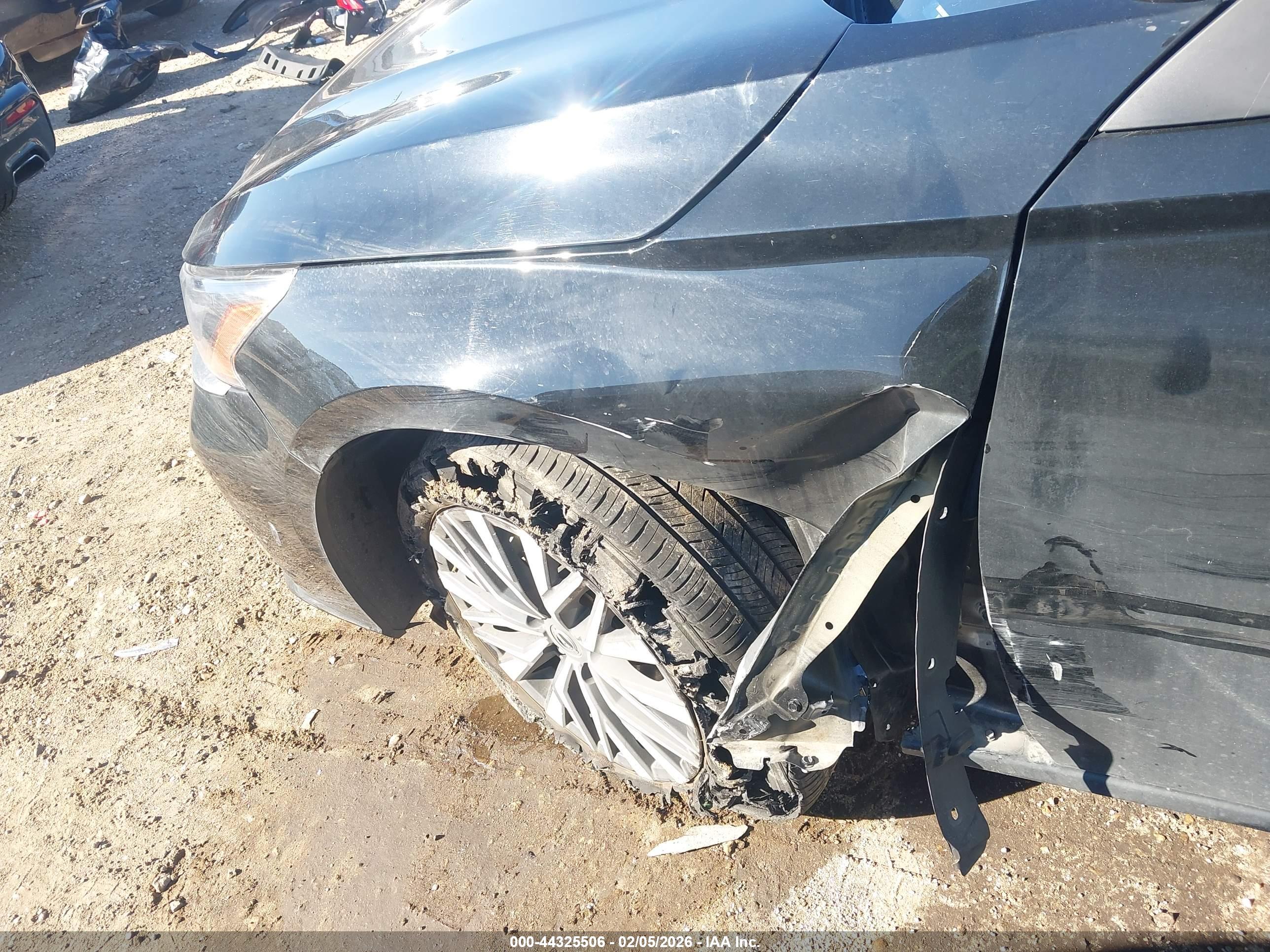 NISSAN ALTIMA image 6